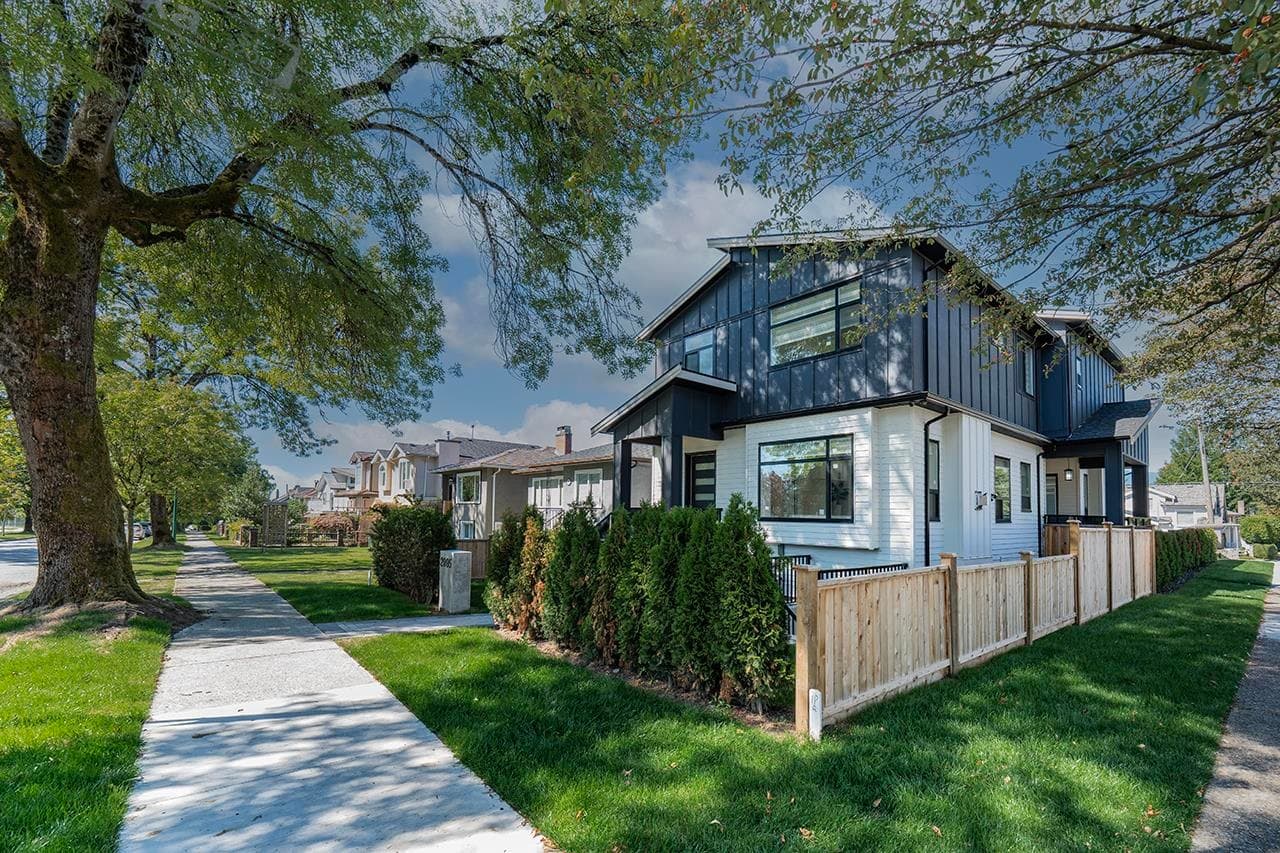 2995 E 17th Avenue, Vancouver