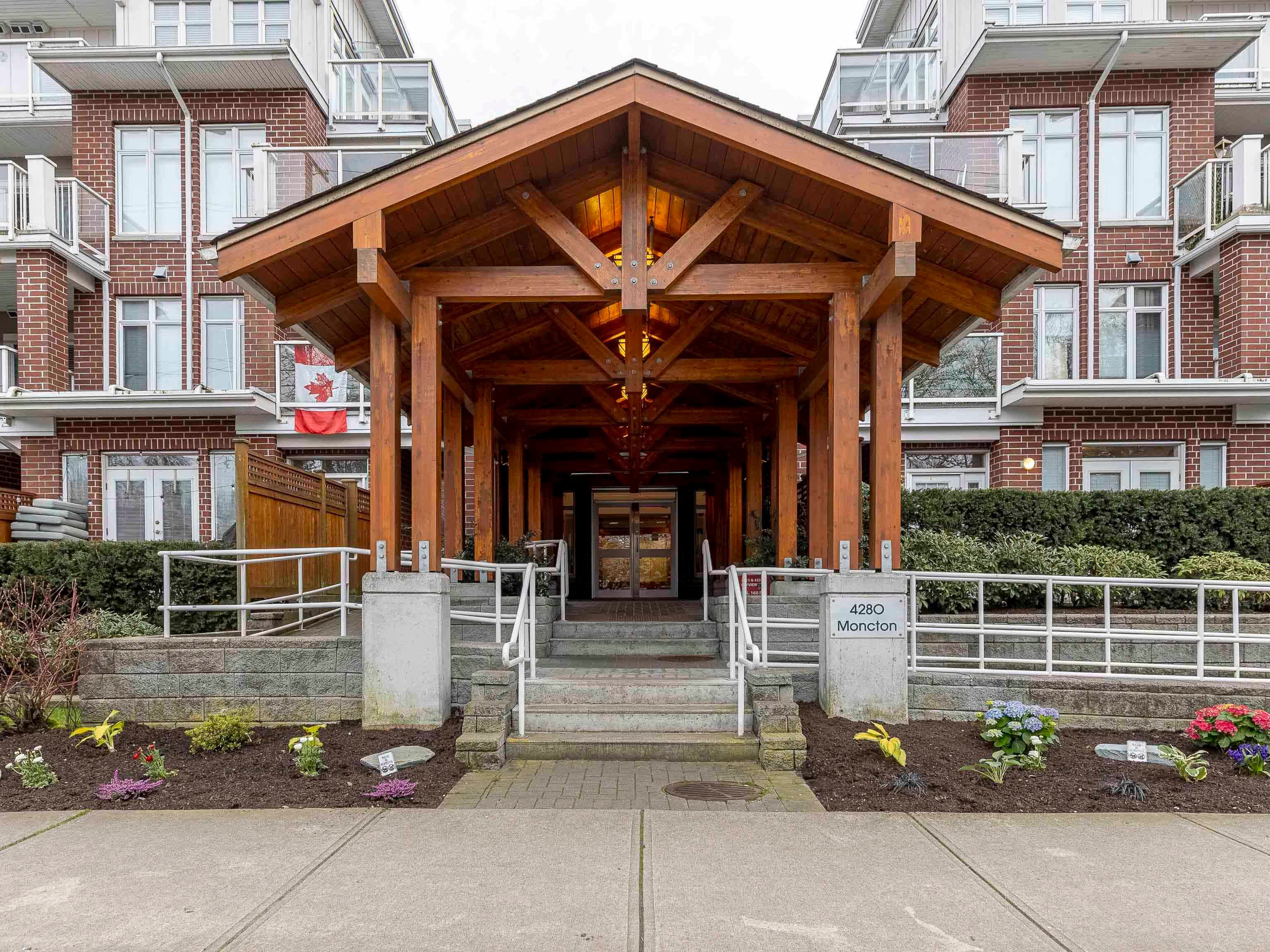 4280 Moncton Street, Richmond