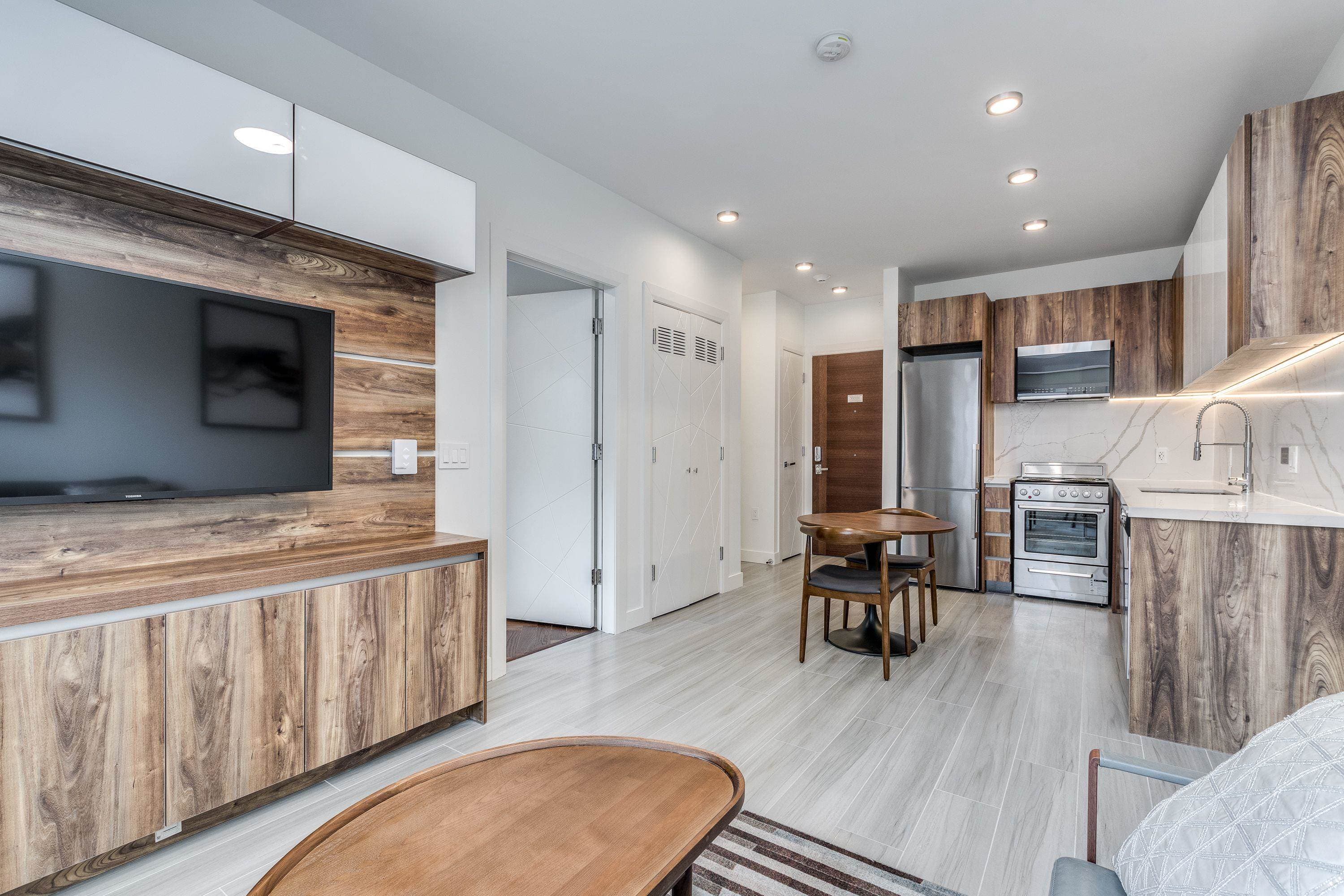 303 - 1168 Pendrell Street, Vancouver