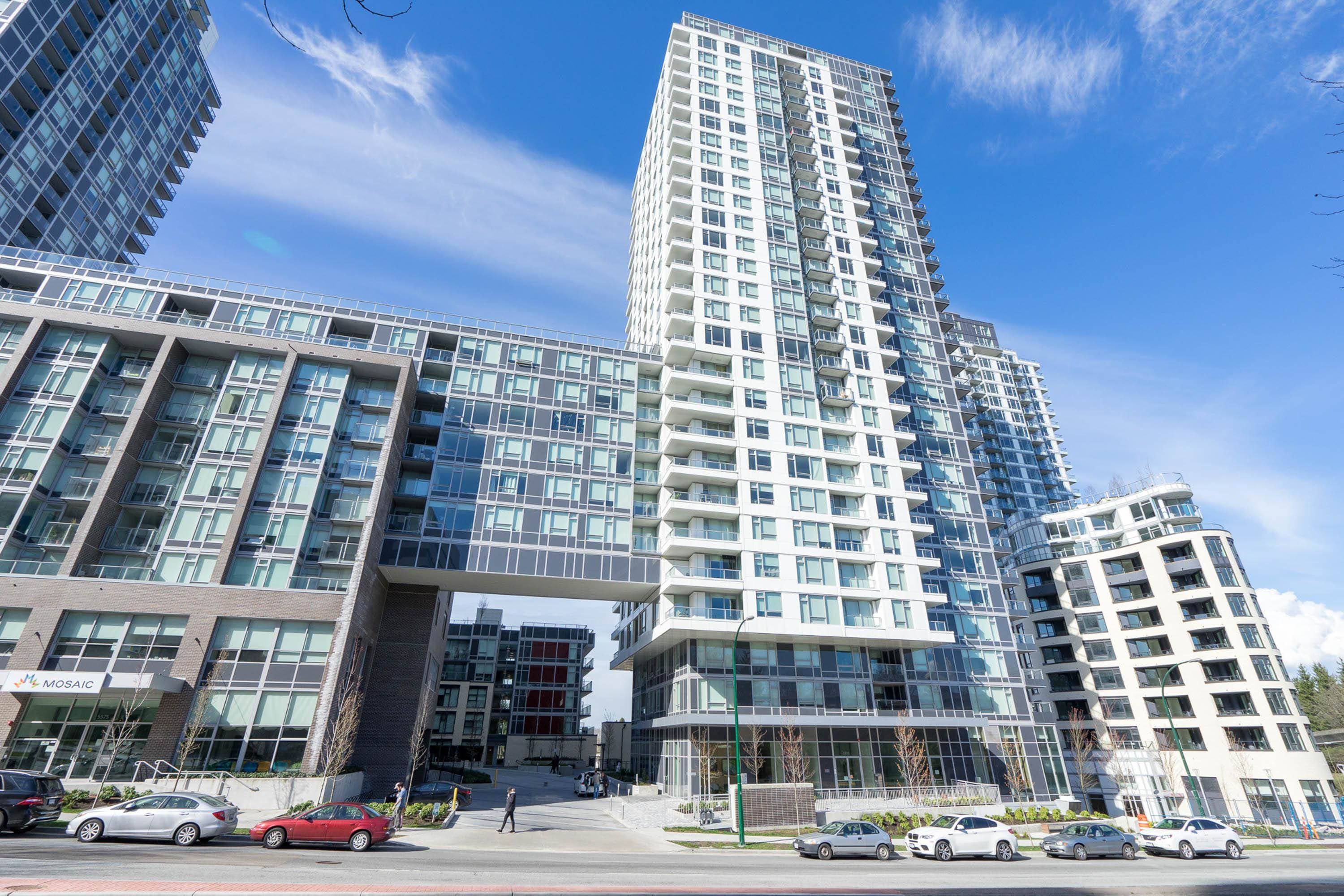 1702 - 5515 Boundary Road, Vancouver