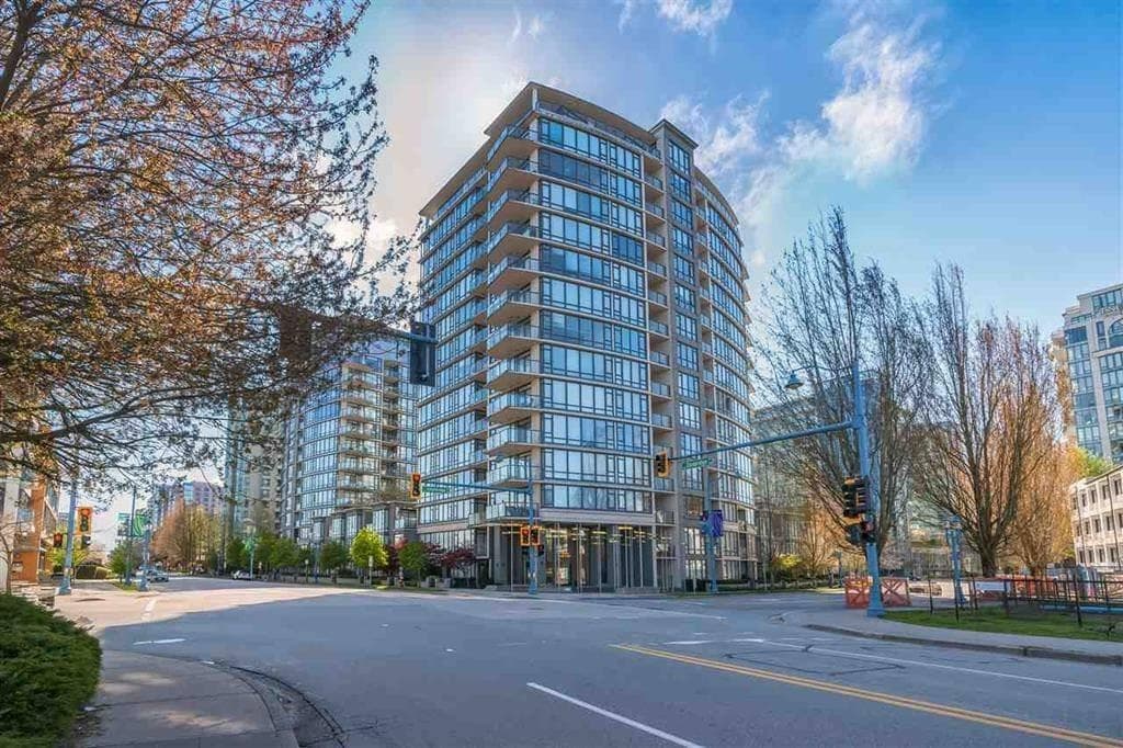906 - 7360 Elmbridge Way, Richmond