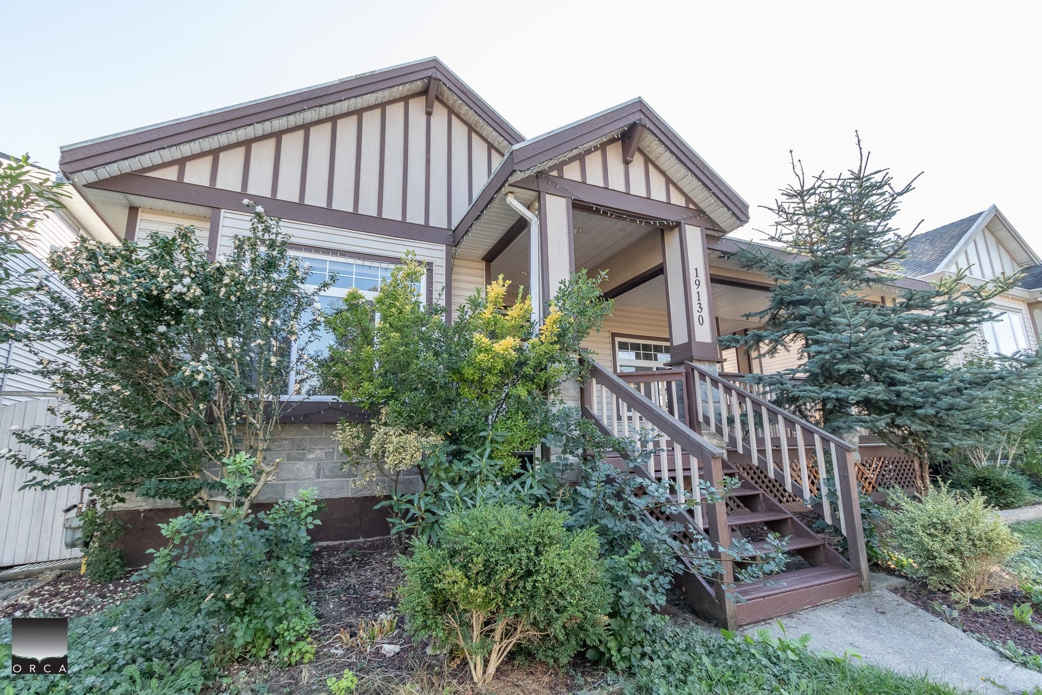 upper level - 19130 69a Avenue, Surrey