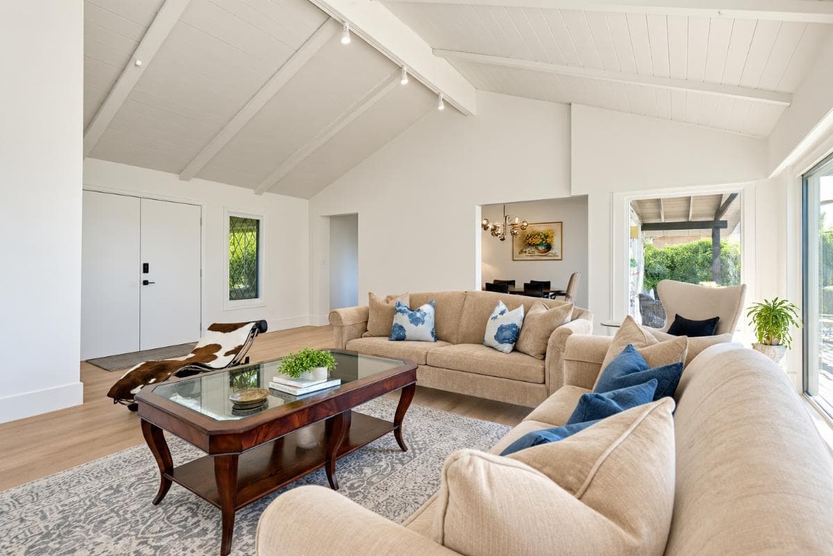 1115 Groveland Court, West Vancouver