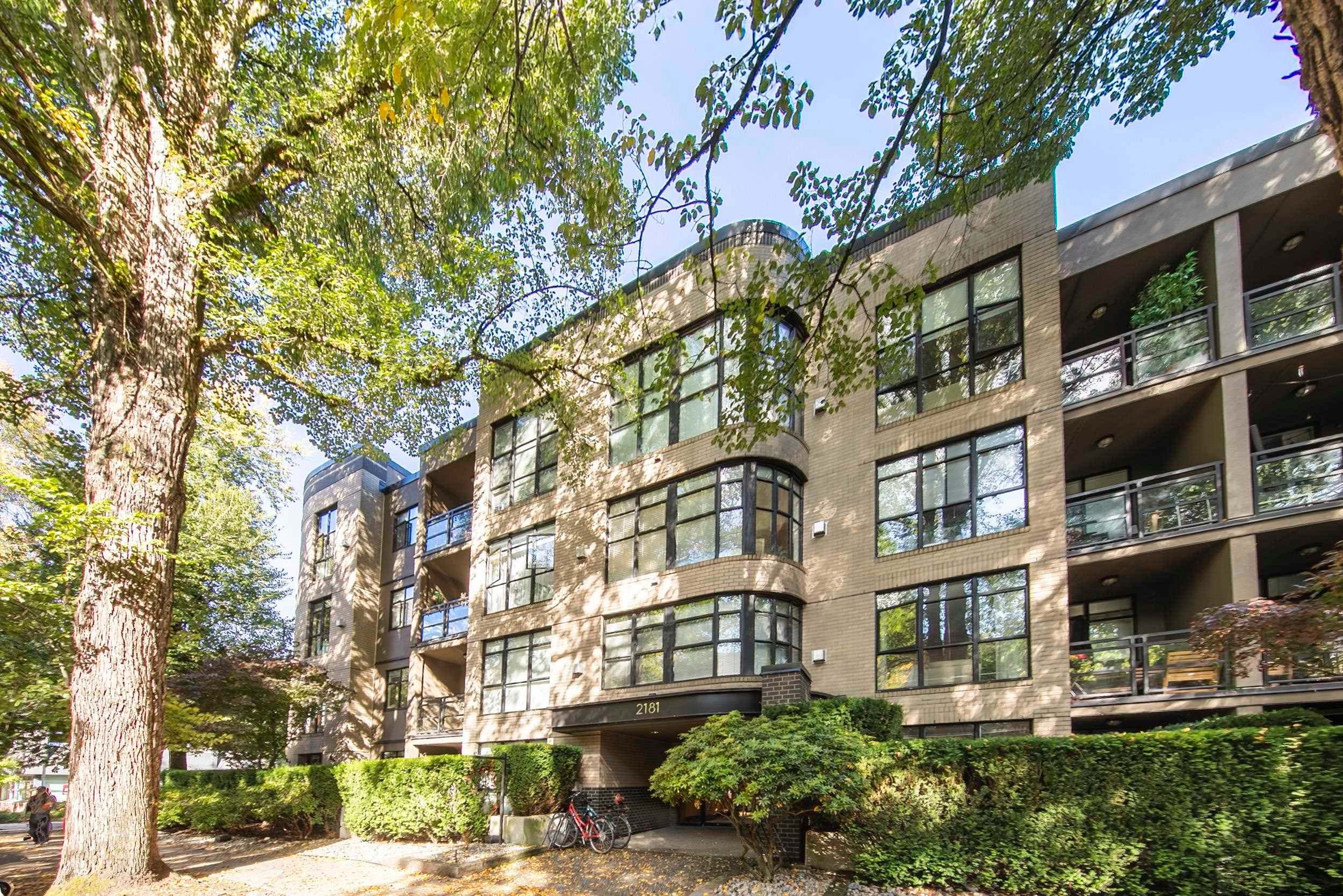 210 - 2181 W 10th Avenue, Vancouver