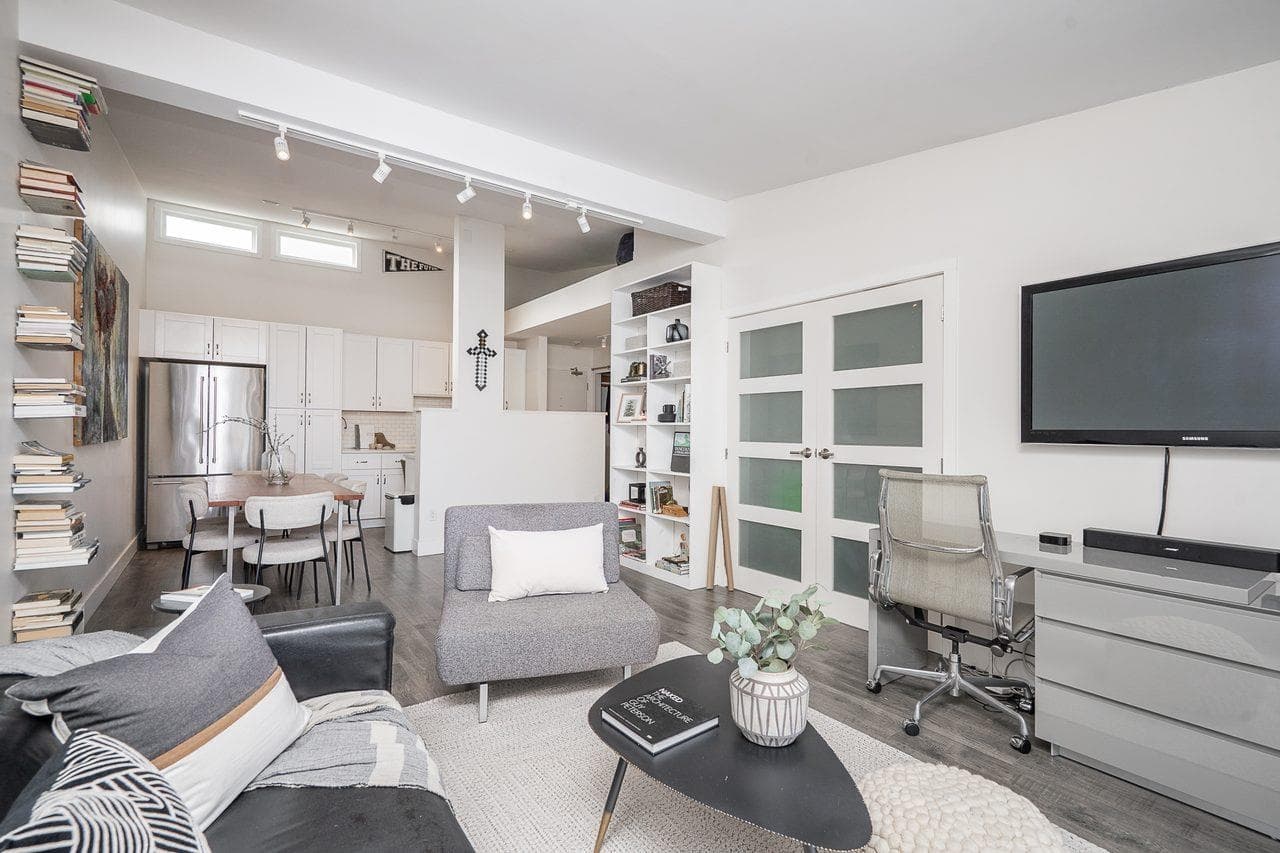 408 - 2333 Triumph Street, Vancouver