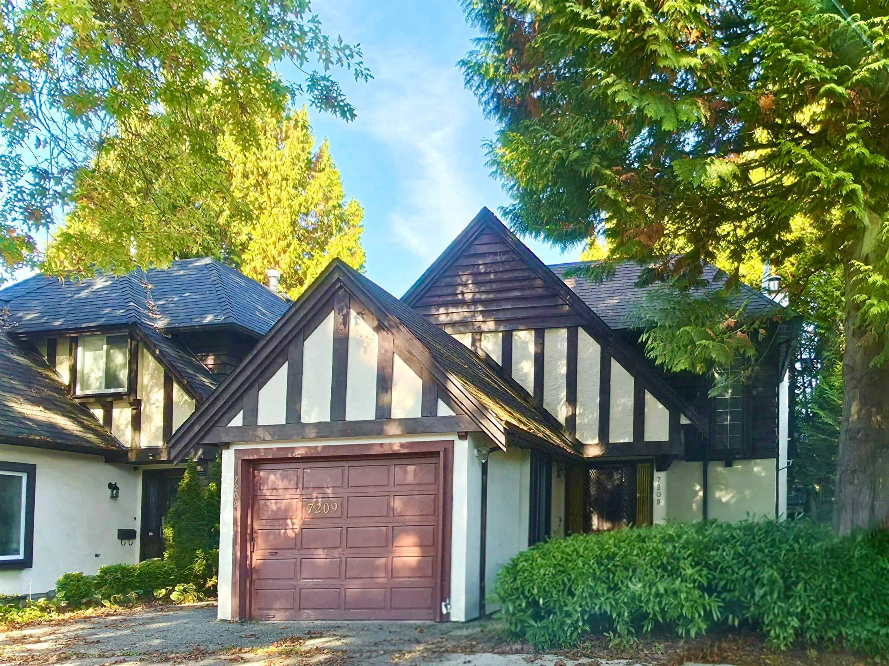 7209 Bridlewood Court, Burnaby