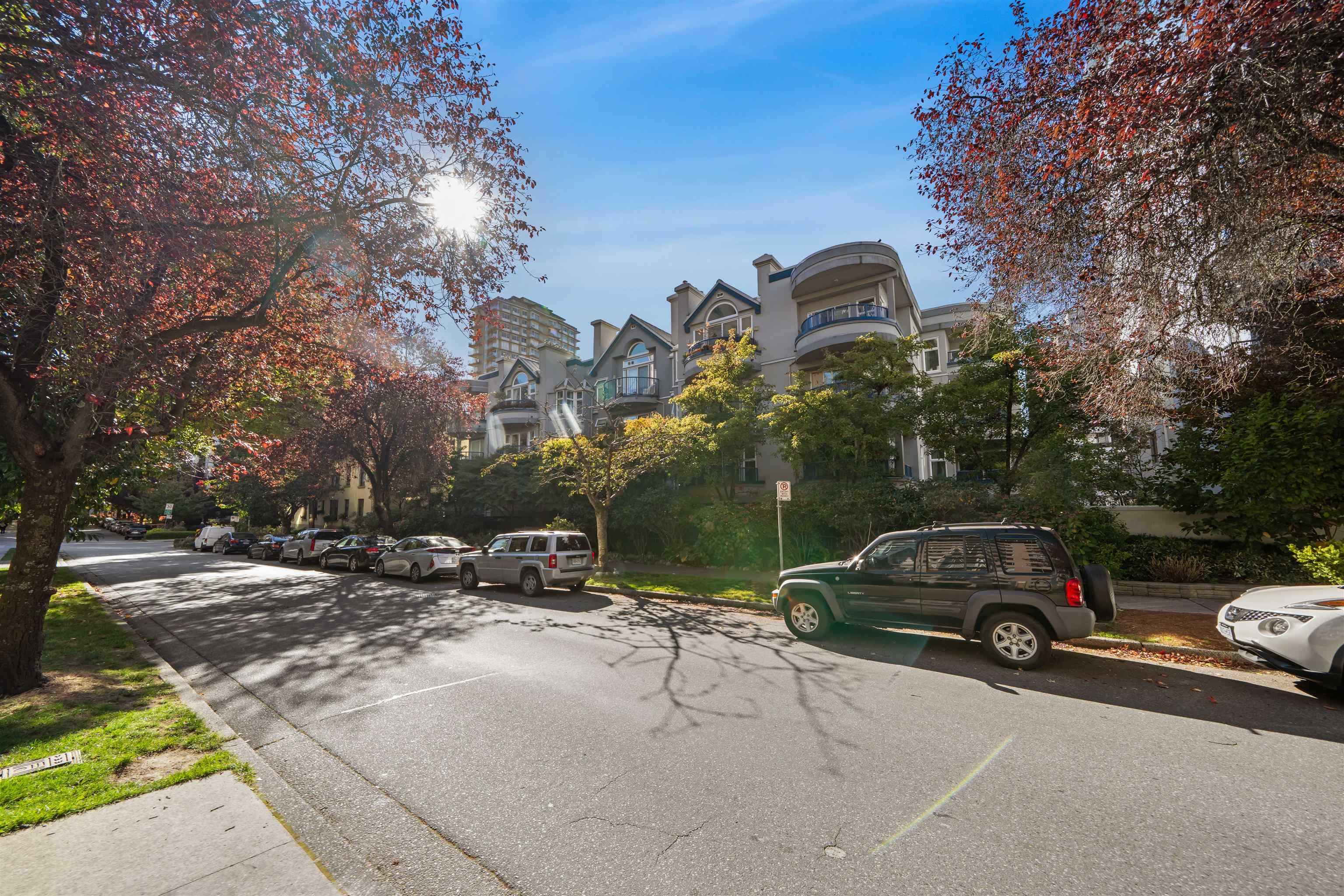 210 - 1924 Comox Street, Vancouver