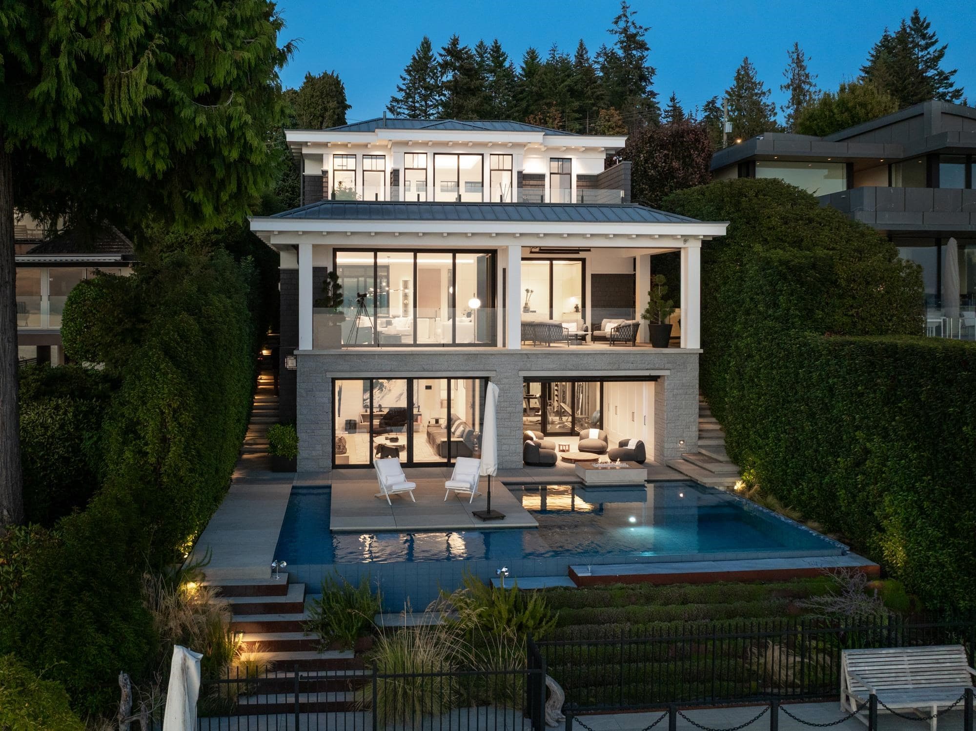 3156 Travers Avenue, West Vancouver