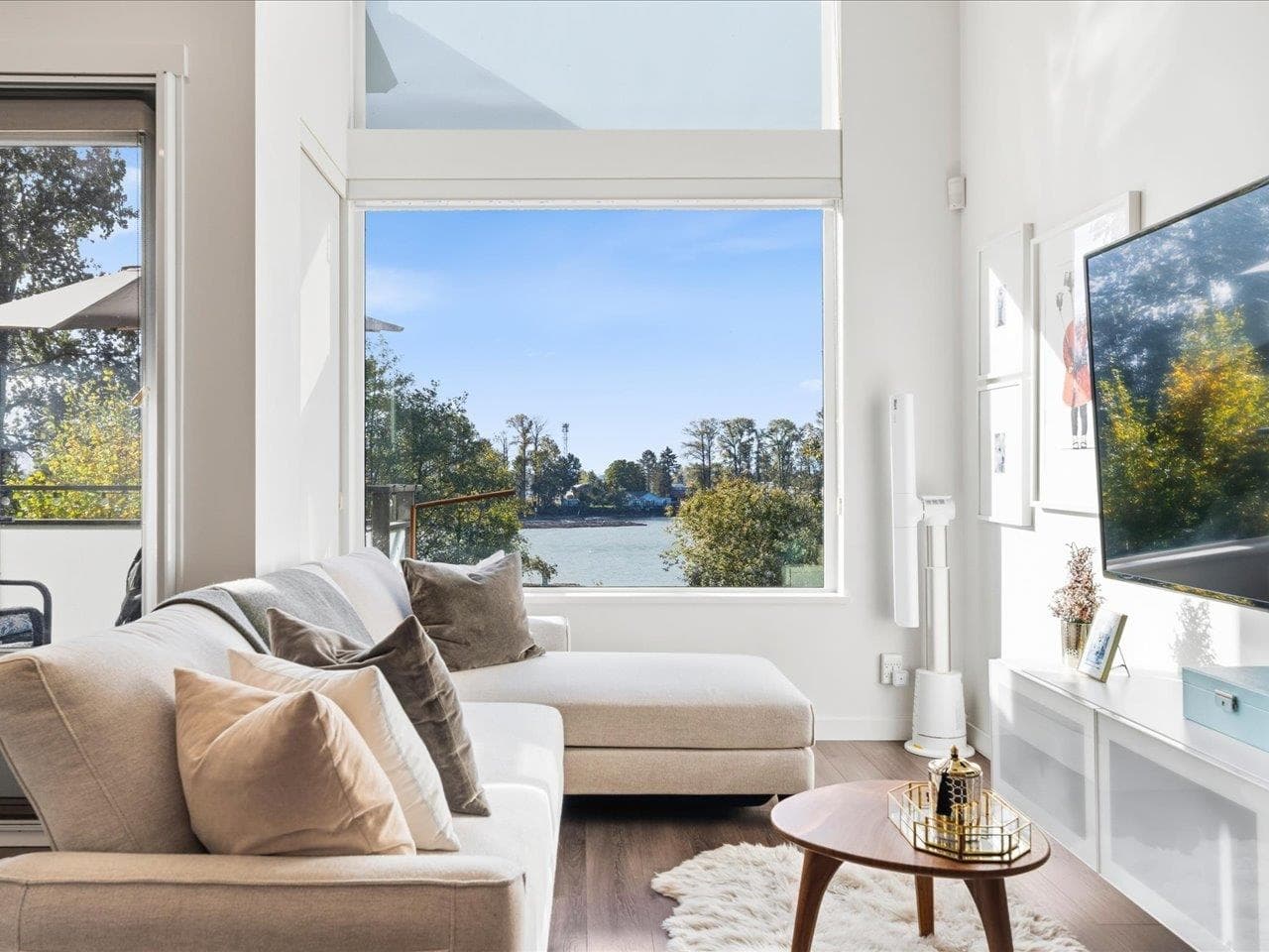 318 - 3138 Riverwalk Avenue, Vancouver
