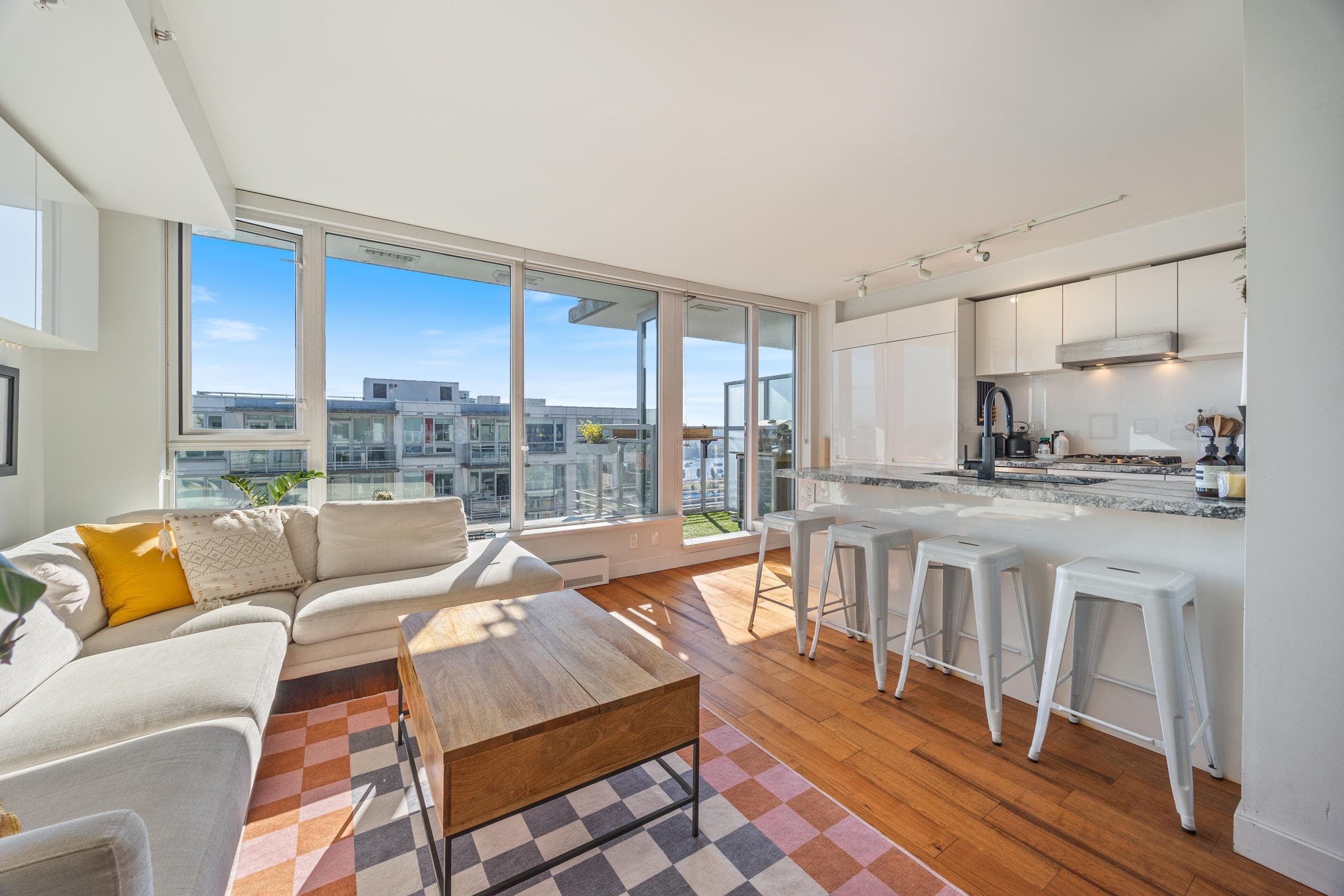 PH9 - 188 Keefer Street, Vancouver
