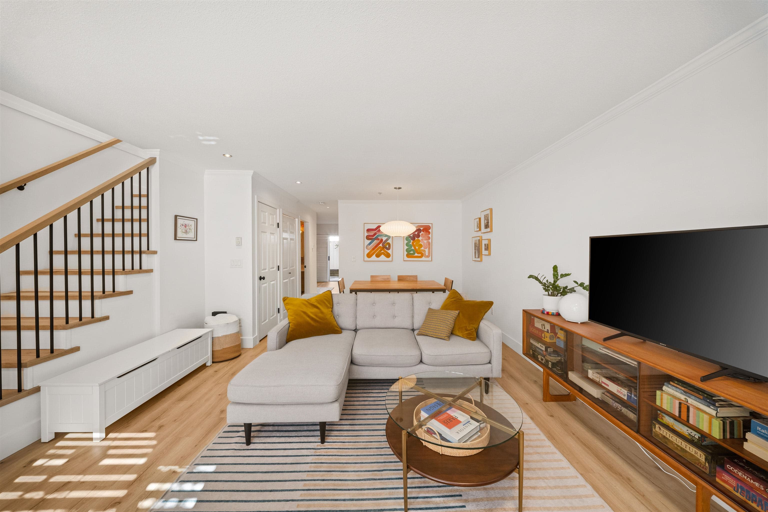 18 - 222 E 5th Street, North Vancouver