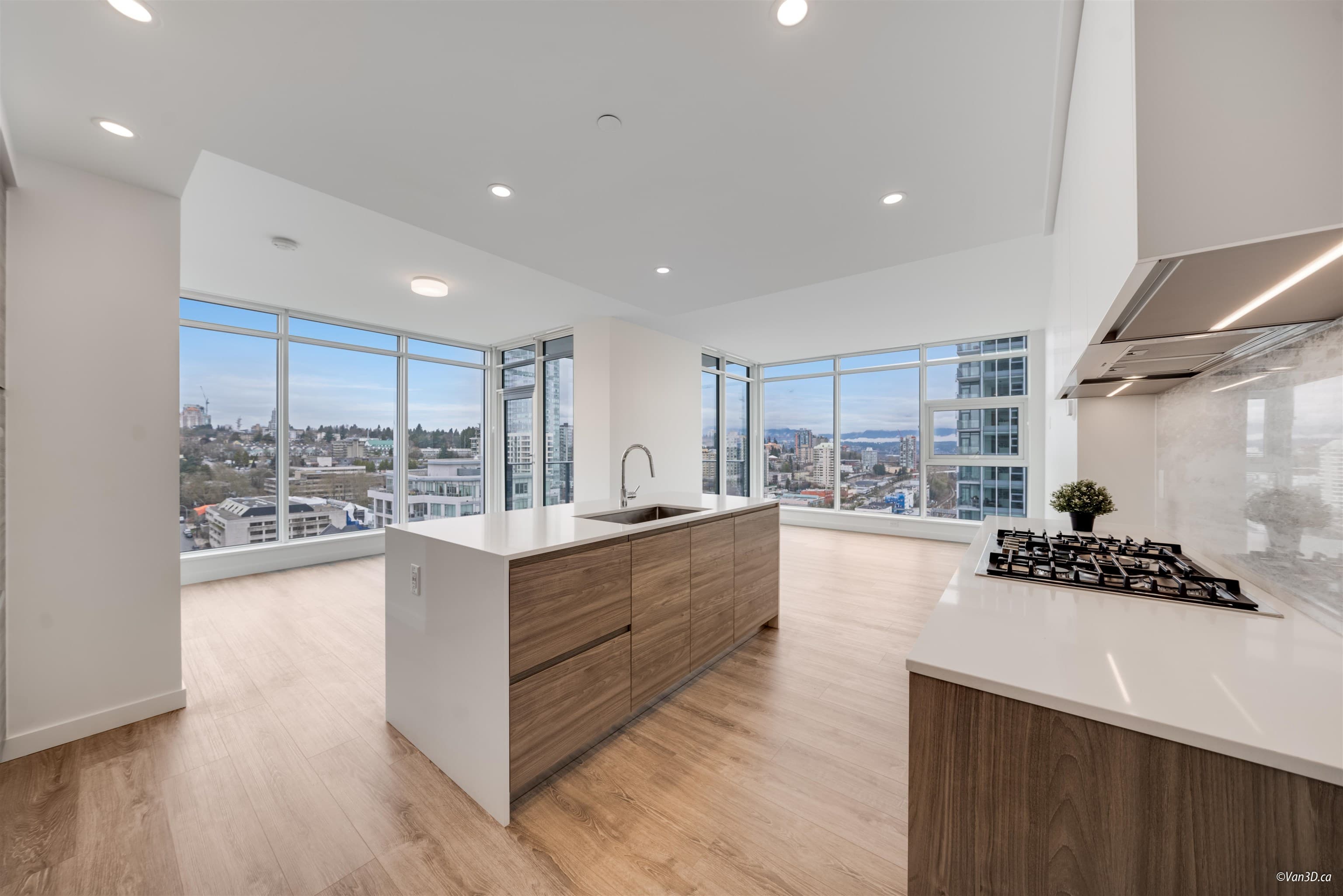 1904 - 680 Quayside Drive, New Westminster