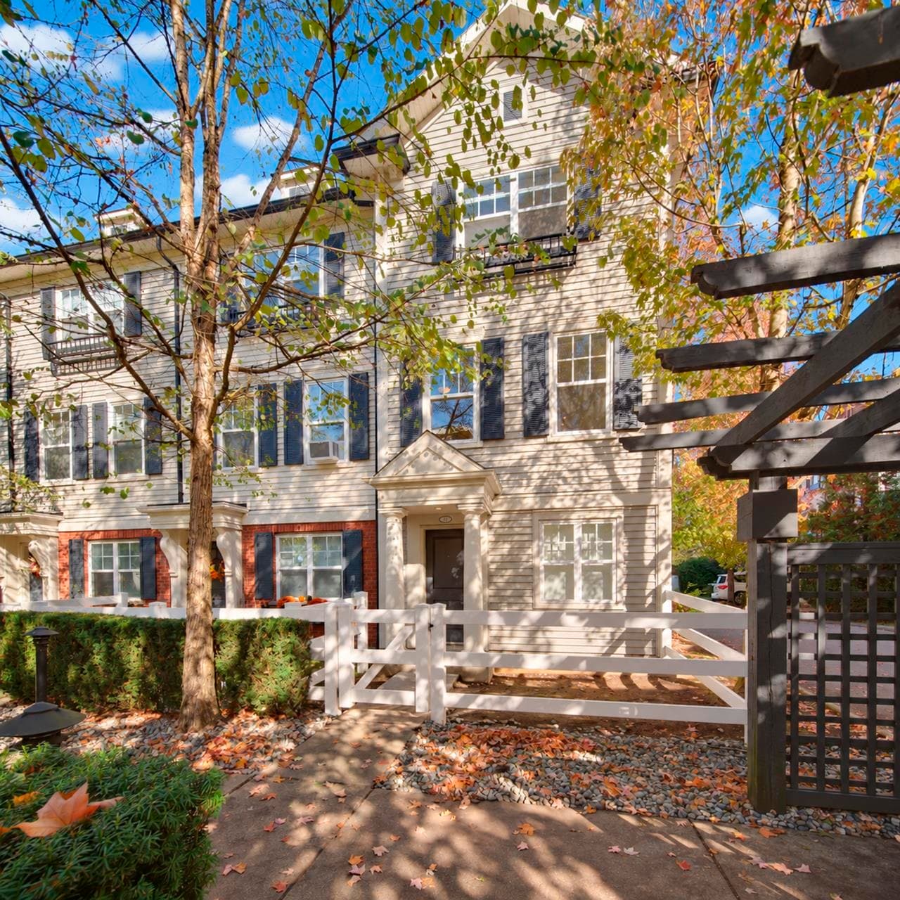 43 - 2495 Davies Avenue, Port Coquitlam