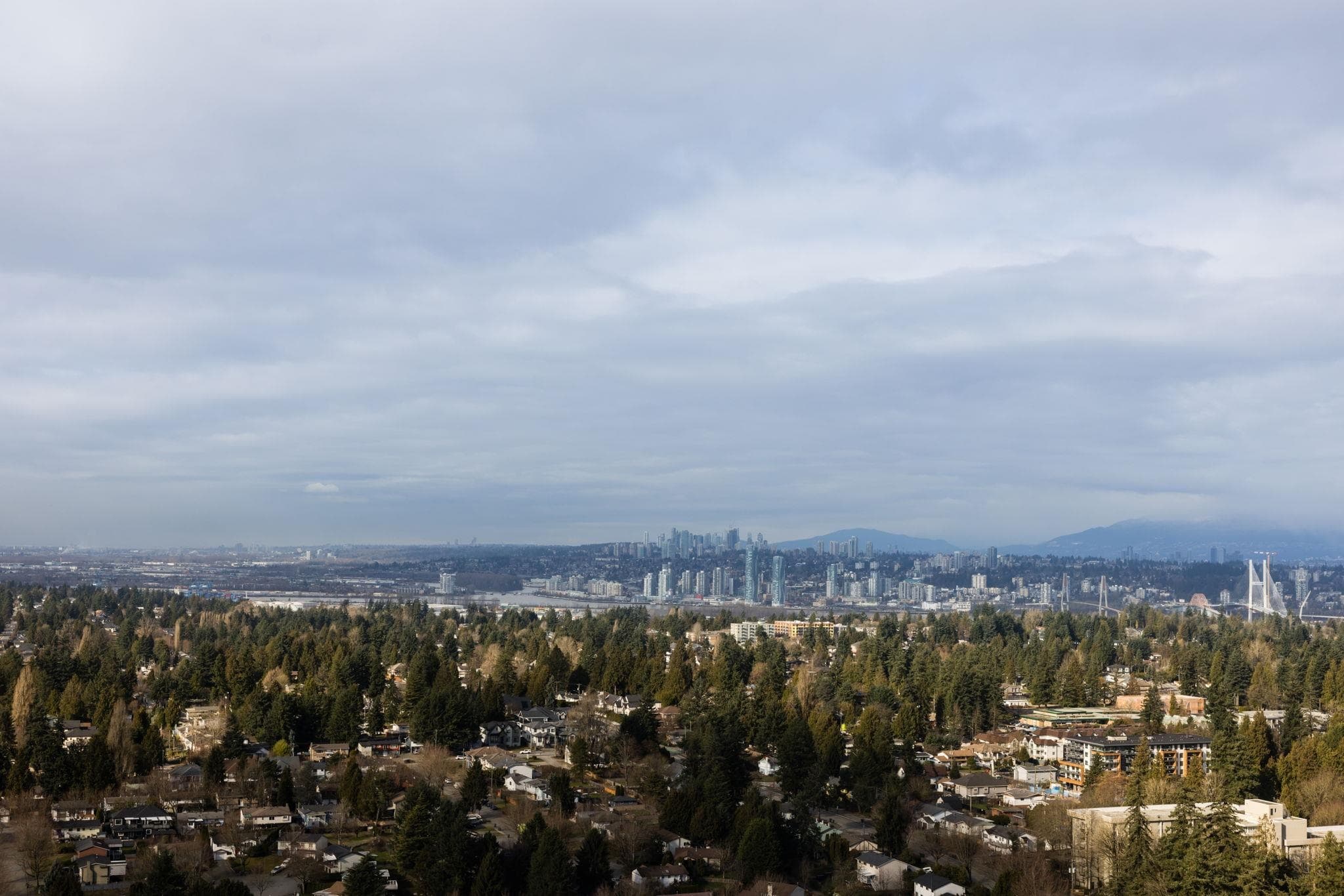 3905 - 13573 98a Avenue, Surrey