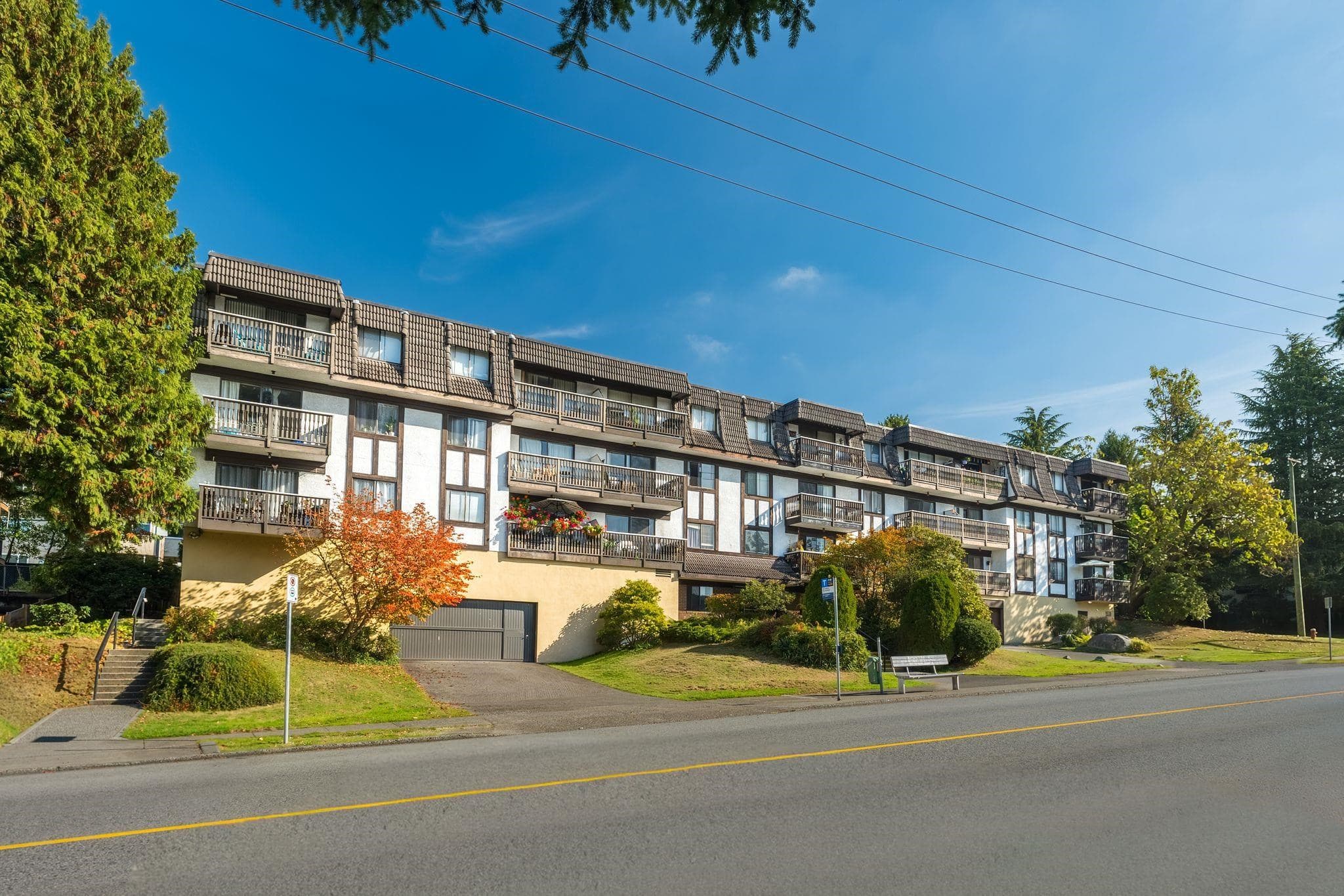 214 - 310 W 3rd Street, North Vancouver