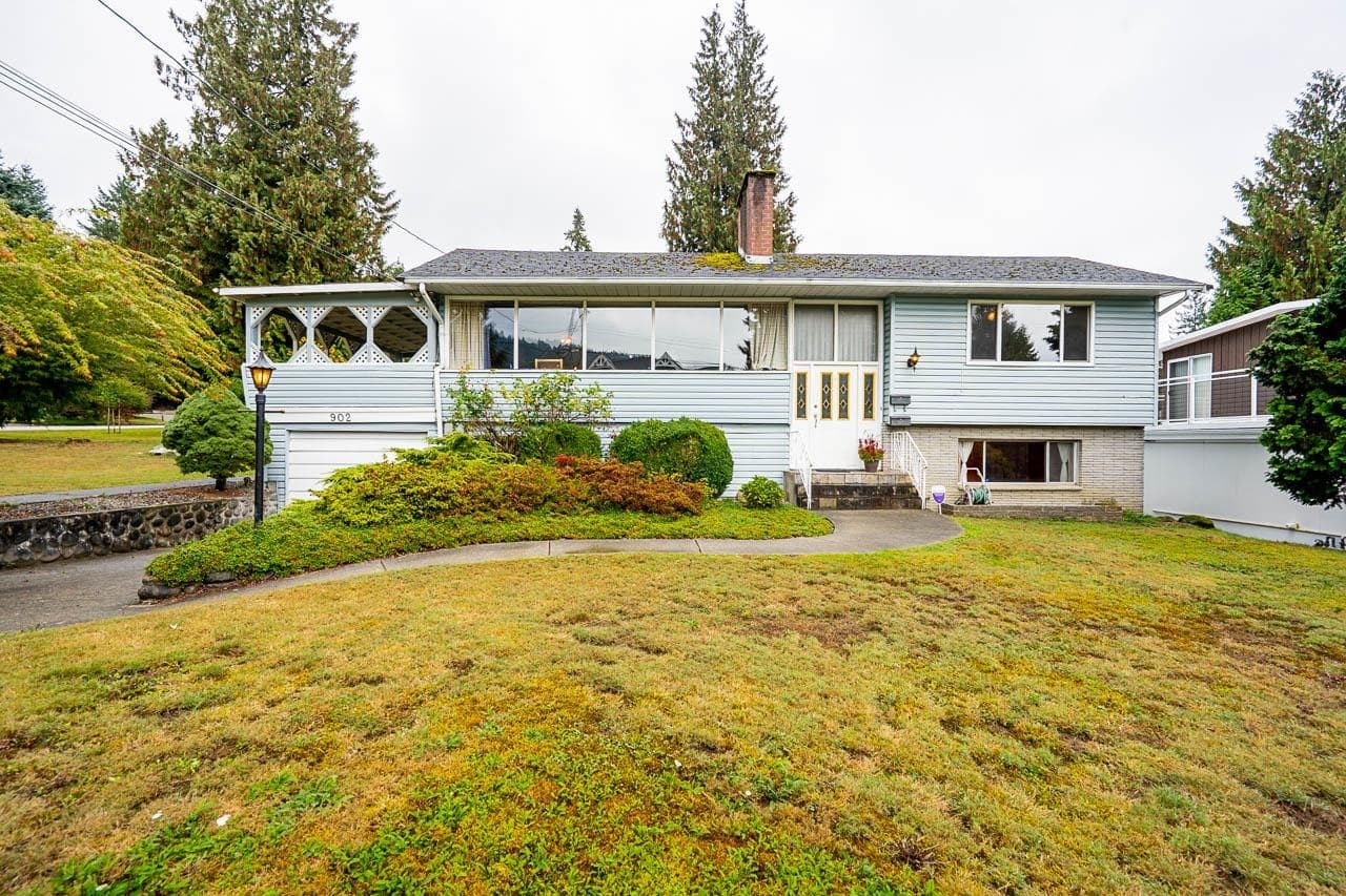 902 Wallace Wynd, Port Moody