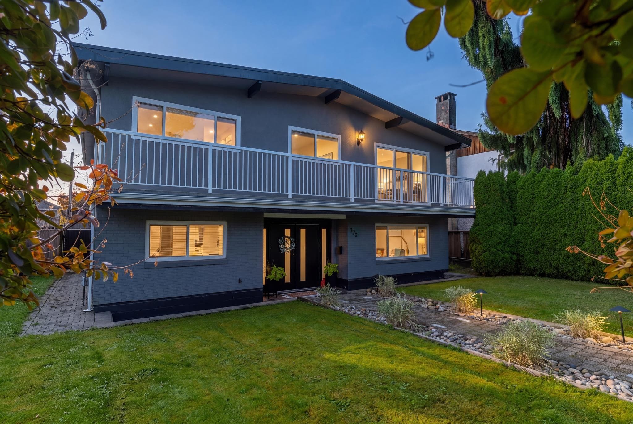 773 E 12th Street, North Vancouver