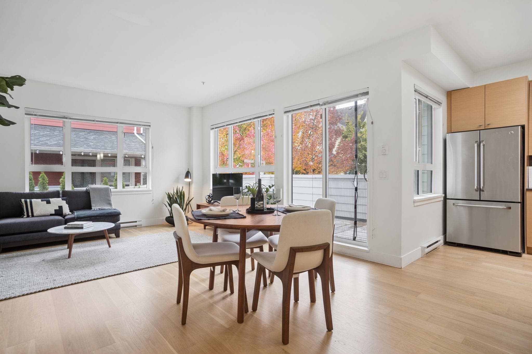 202 - 260 Ewen Avenue, New Westminster