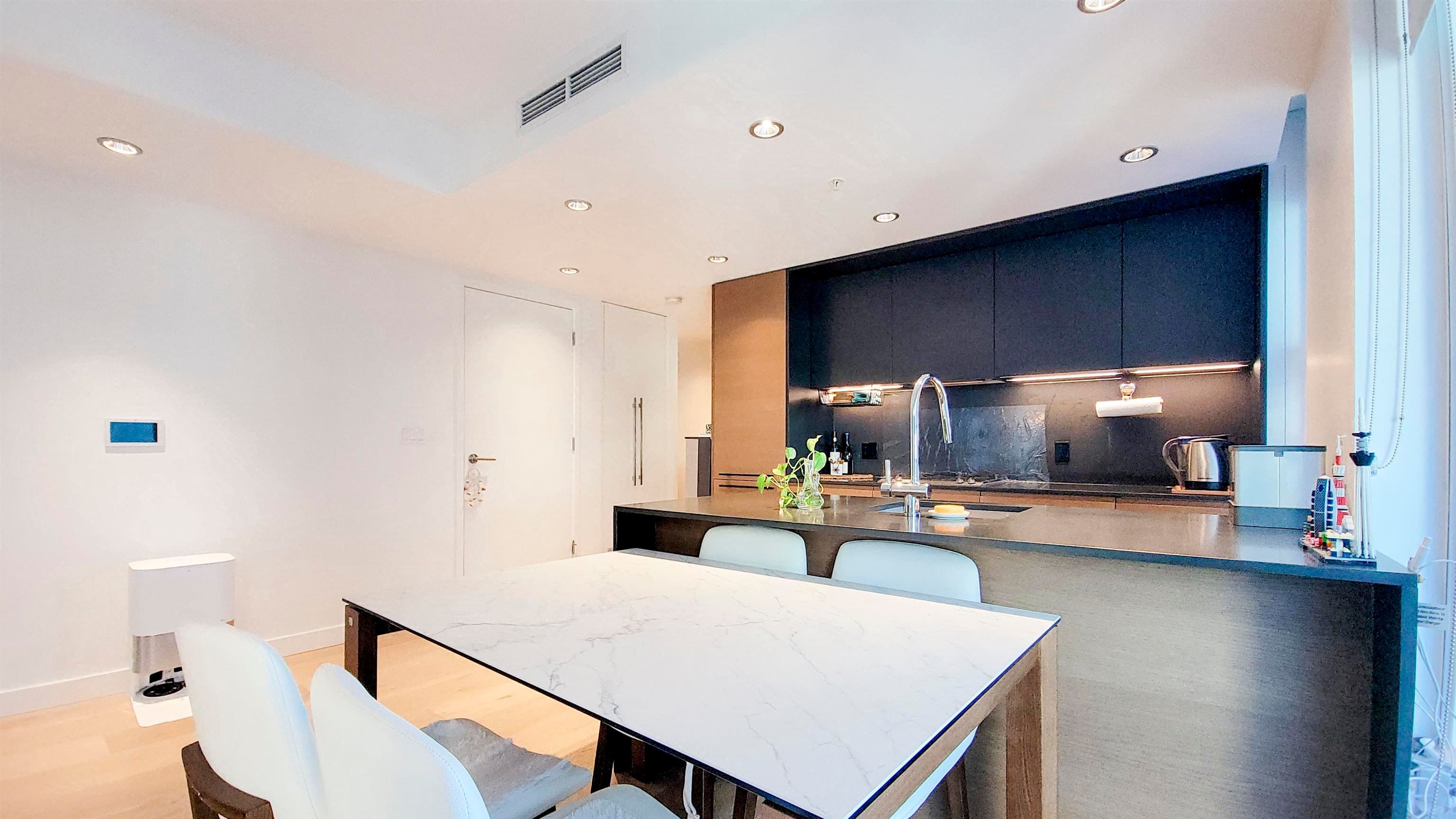 1705 - 1289 Hornby Street, Vancouver