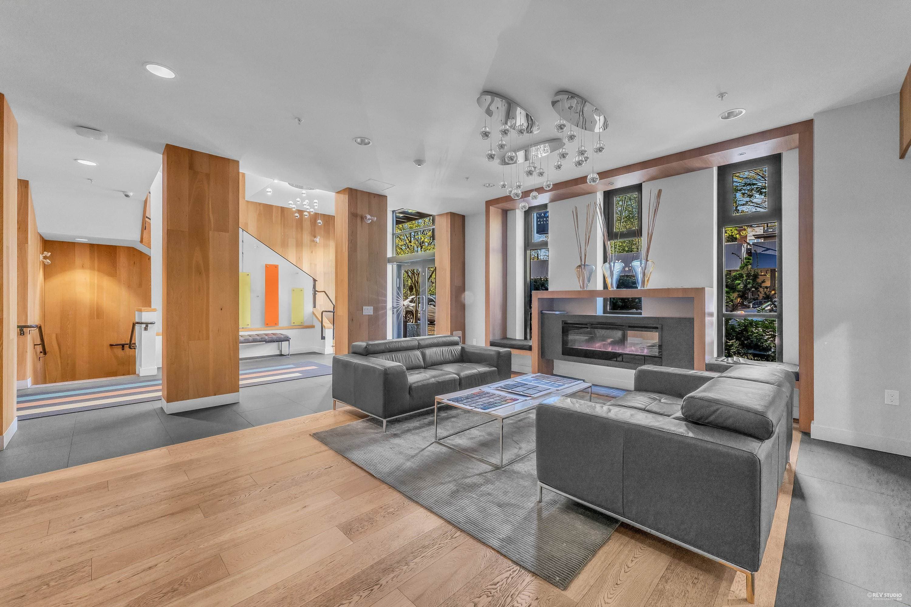 307 - 733 W 14th Street, North Vancouver