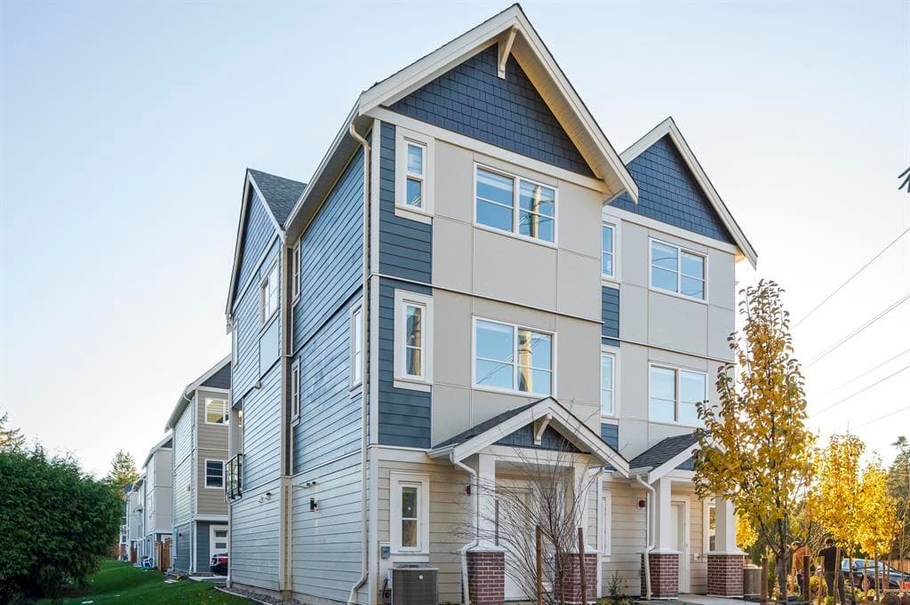36 - 5377 8a Avenue, Delta