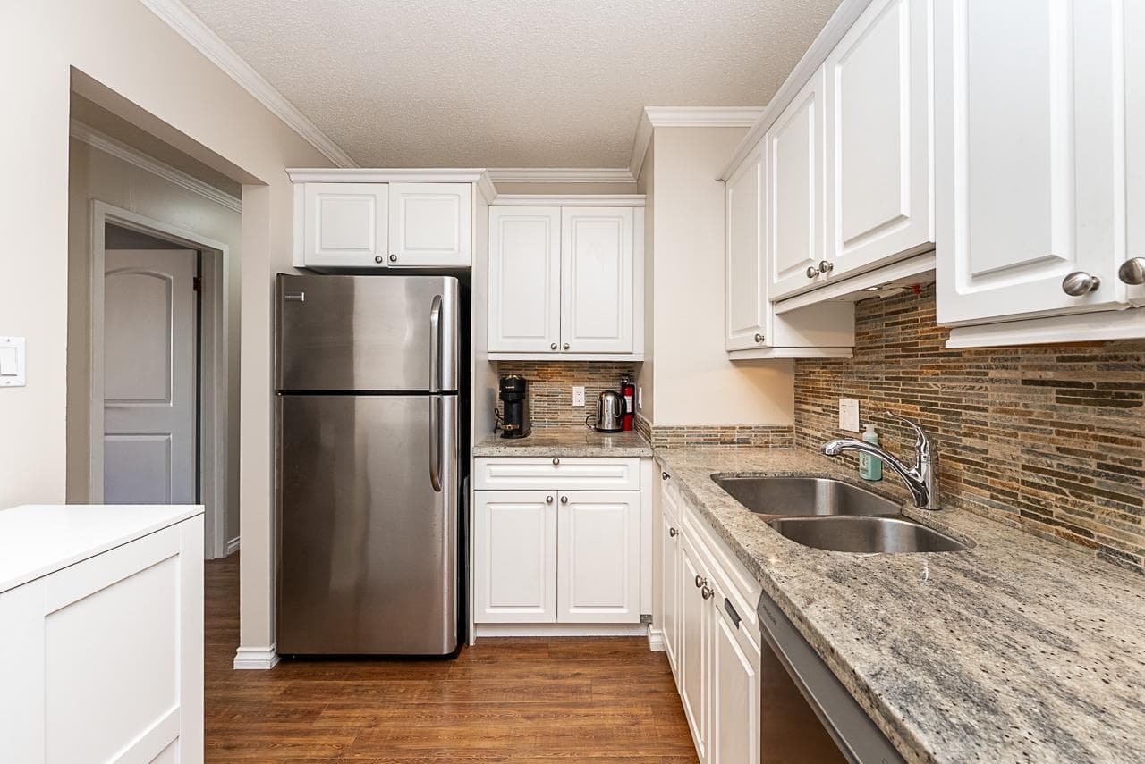301 - 327 Ninth Street, New Westminster