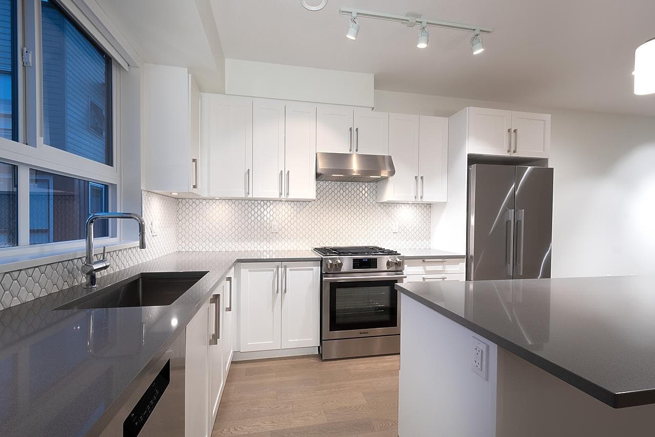 36 - 10233 River Drive, Richmond
