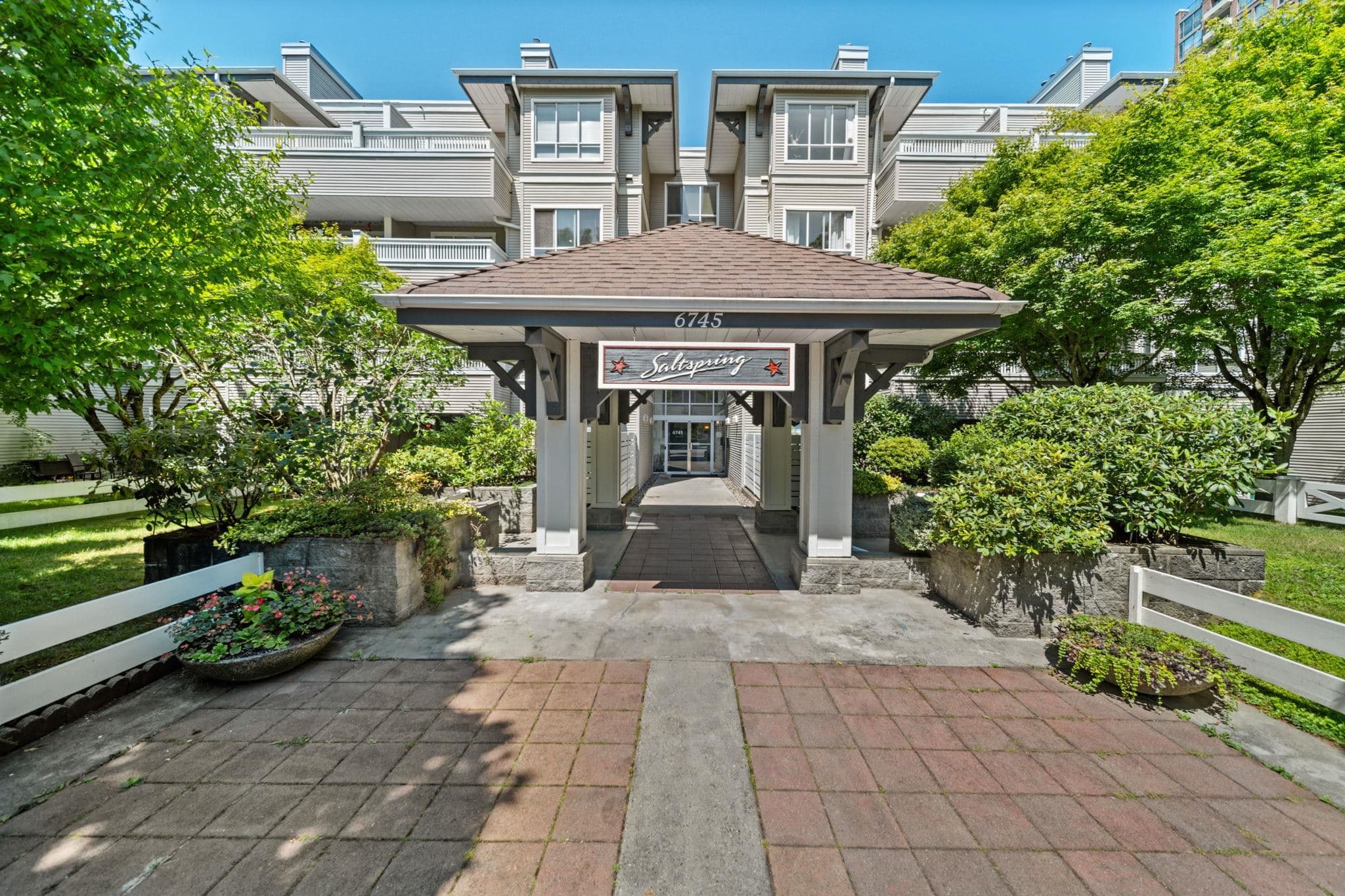 302 - 6745 Station Hill Court, Burnaby