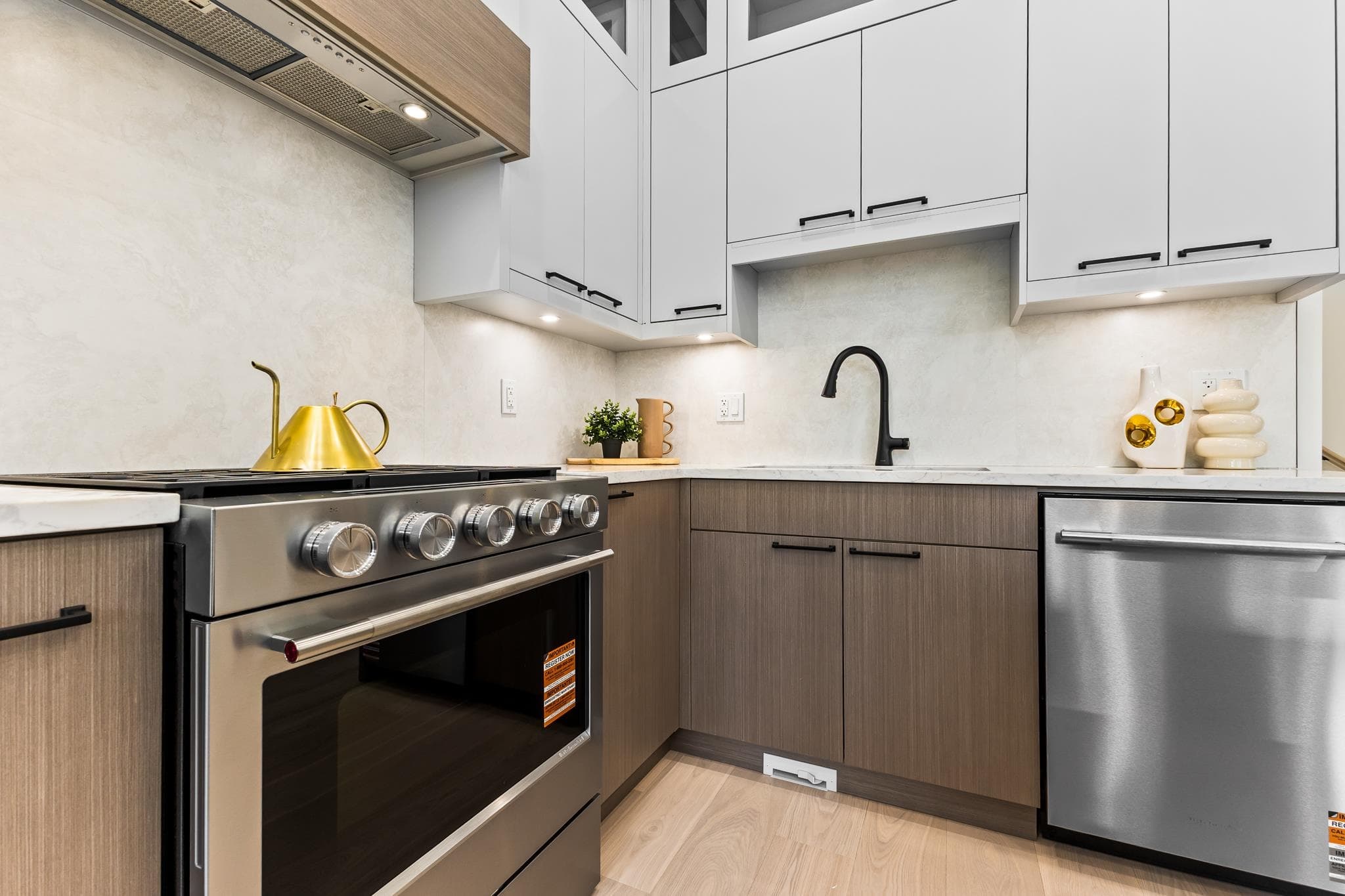 104 - 1045 Quadling Avenue, Coquitlam