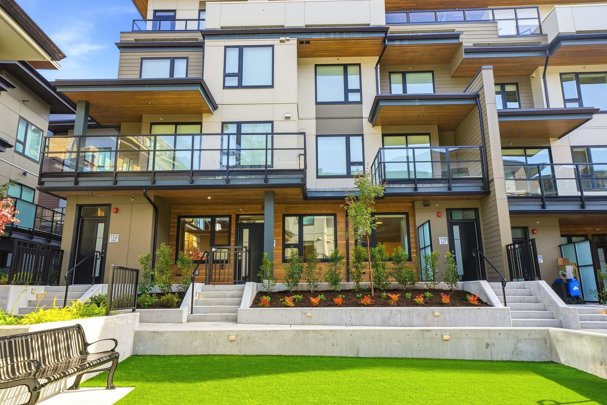 111 - 950 Lytton Street, North Vancouver