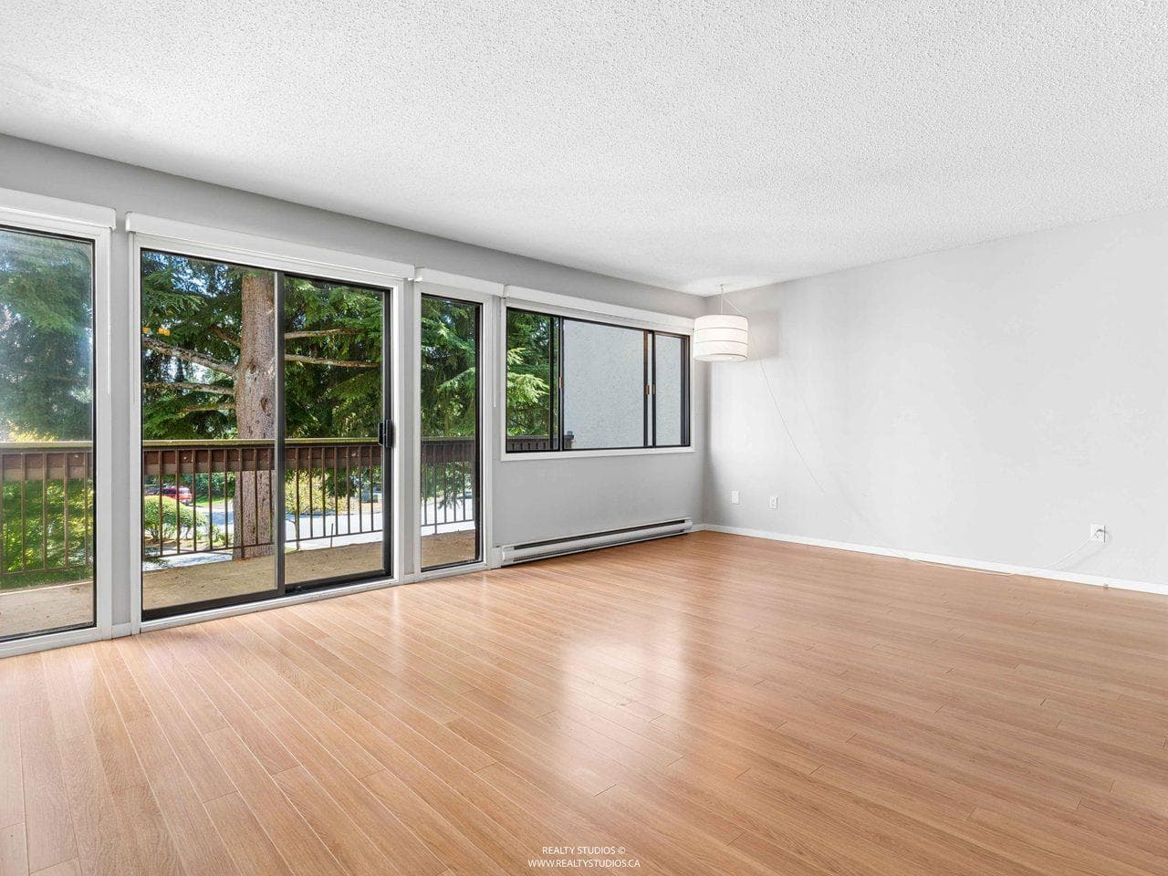6 - 7335 Montecito Drive, Burnaby