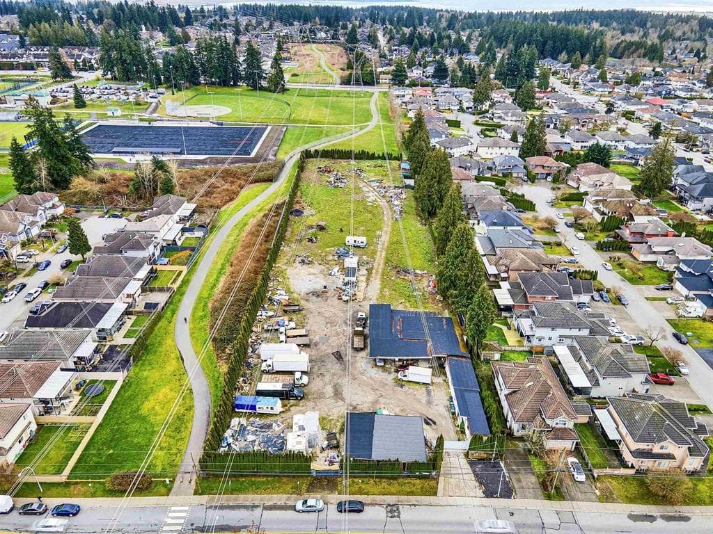 12490 66 Avenue, Surrey