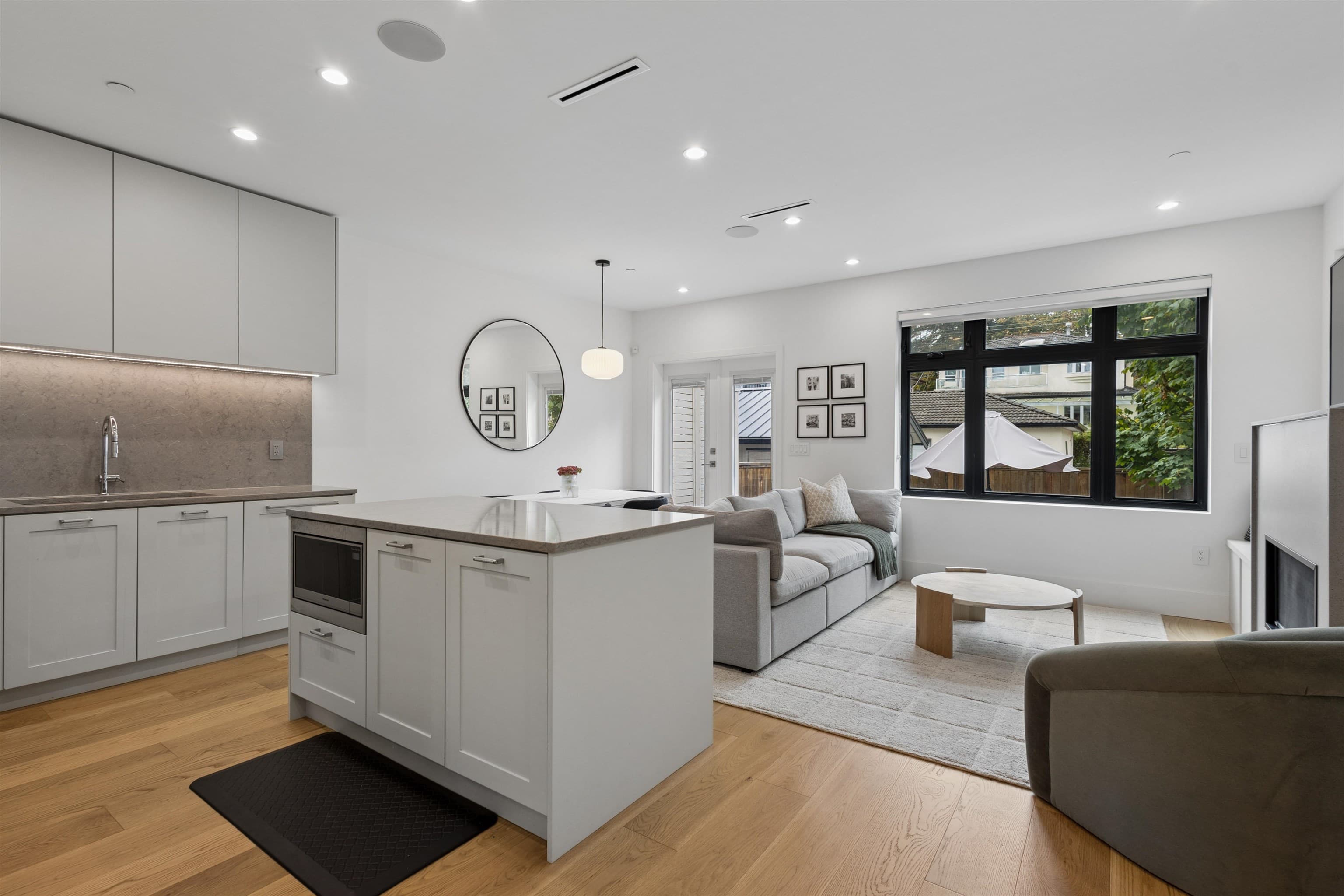 1014 E 16th Avenue, Vancouver
