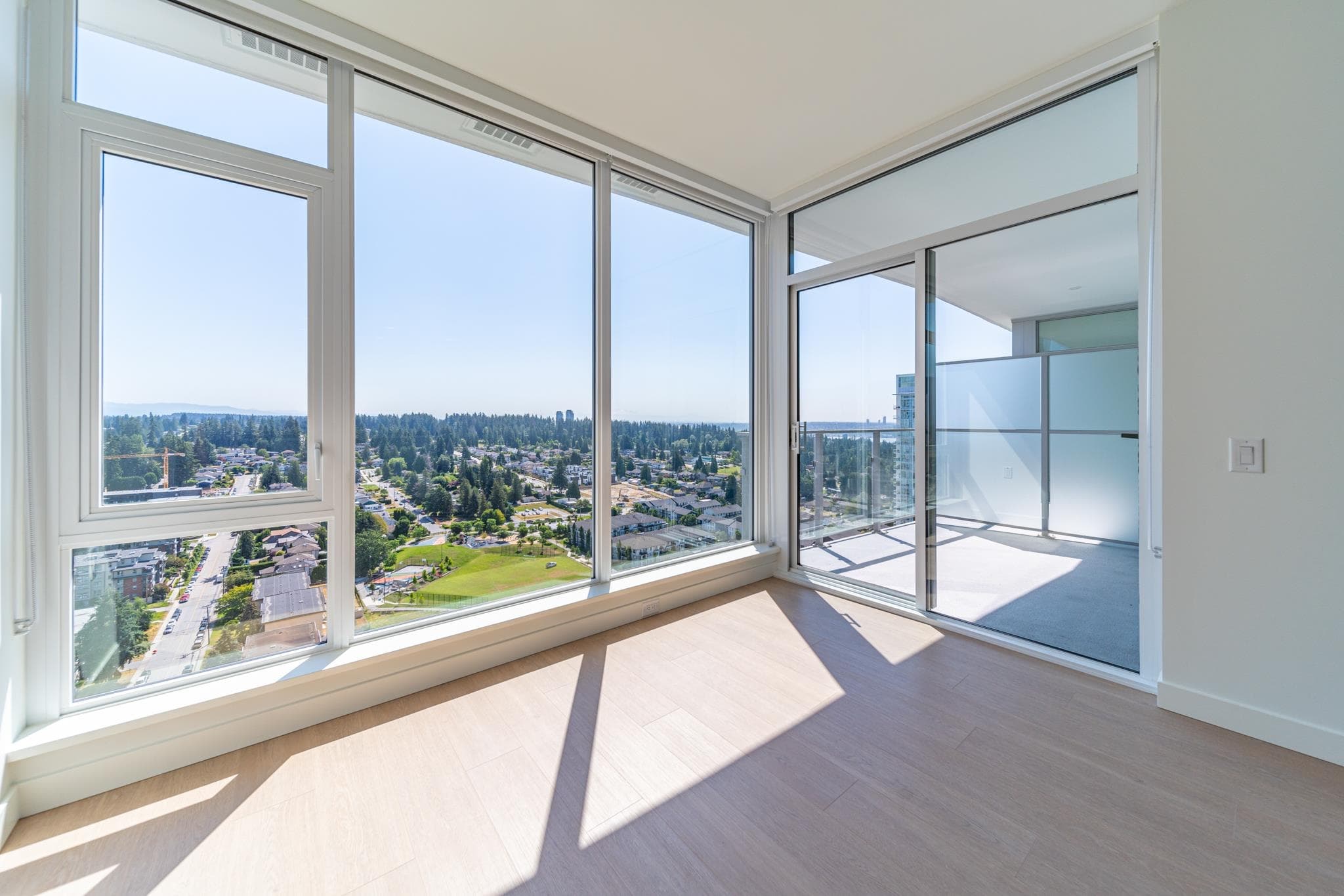 2604 - 699 Whitting Way, Coquitlam