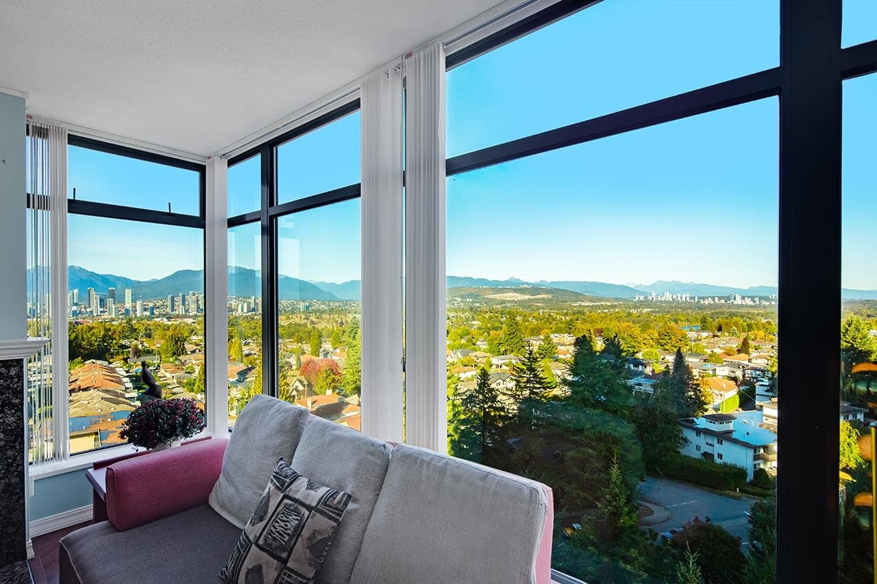 1302 - 4505 Hazel Street, Burnaby