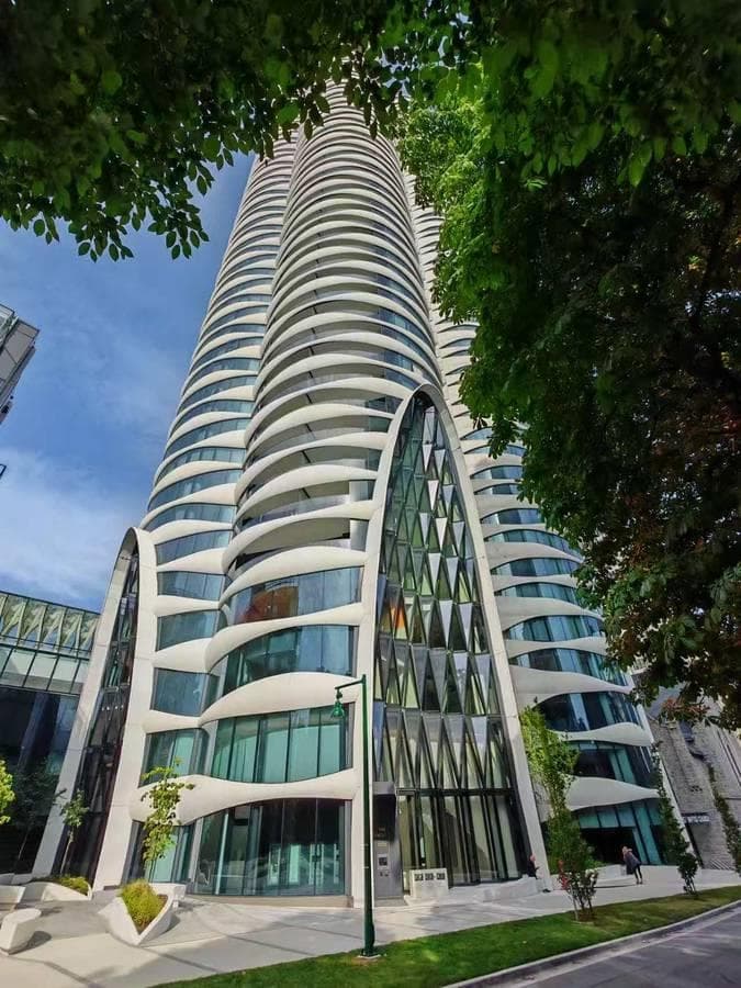 1033 Nelson Street, Vancouver