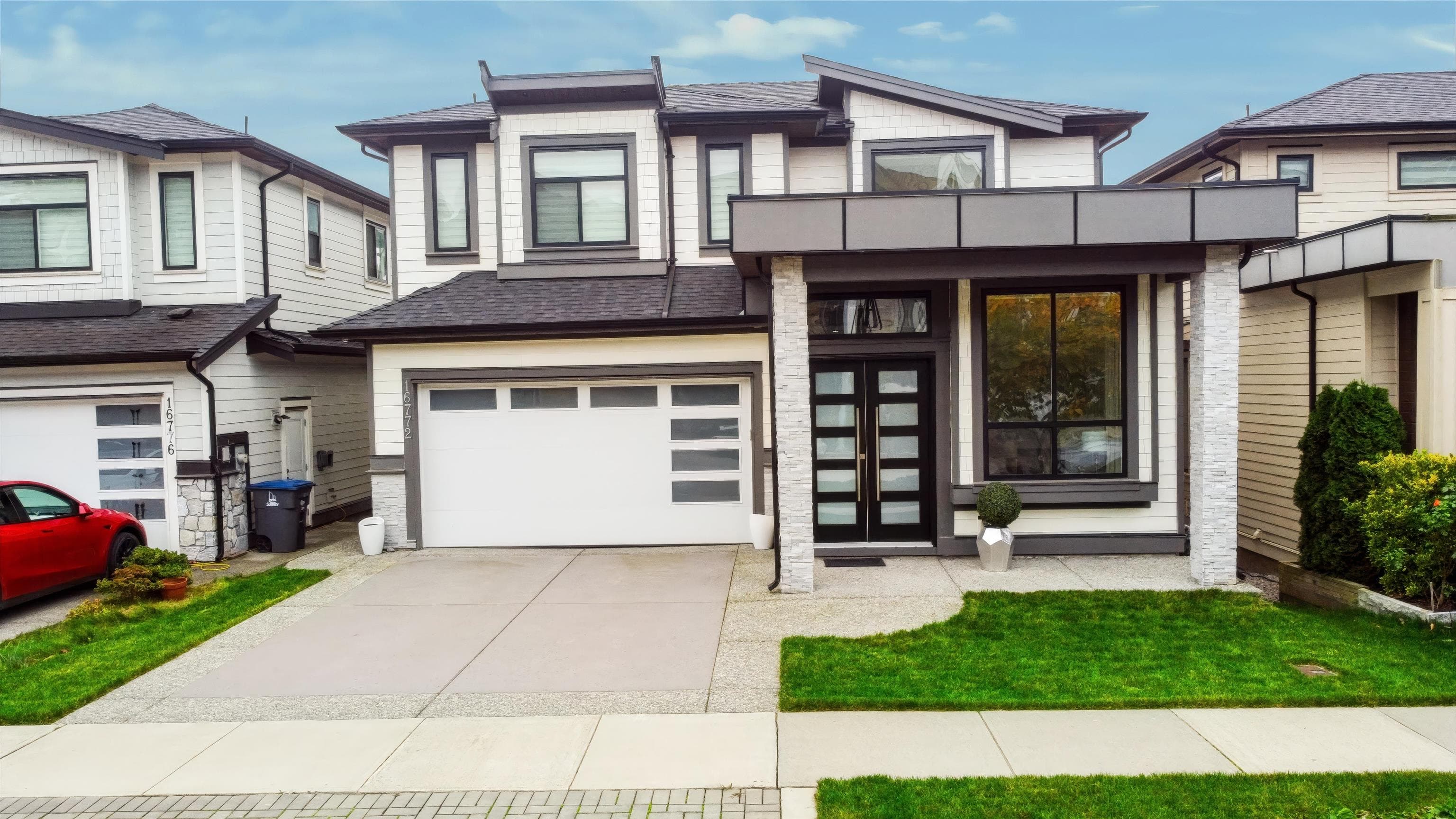 16772 16a Avenue, Surrey