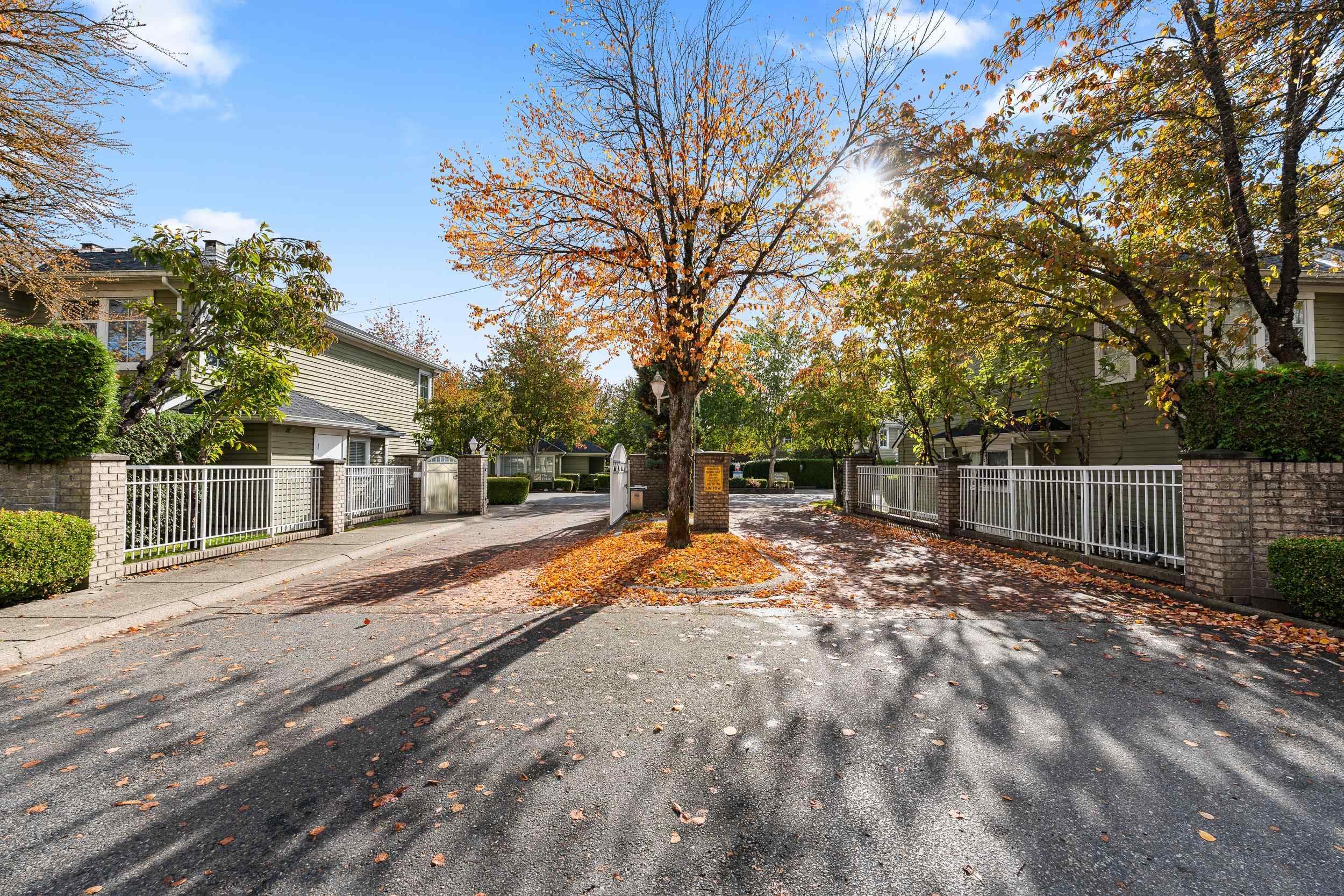 27 - 8428 Venture Way, Surrey