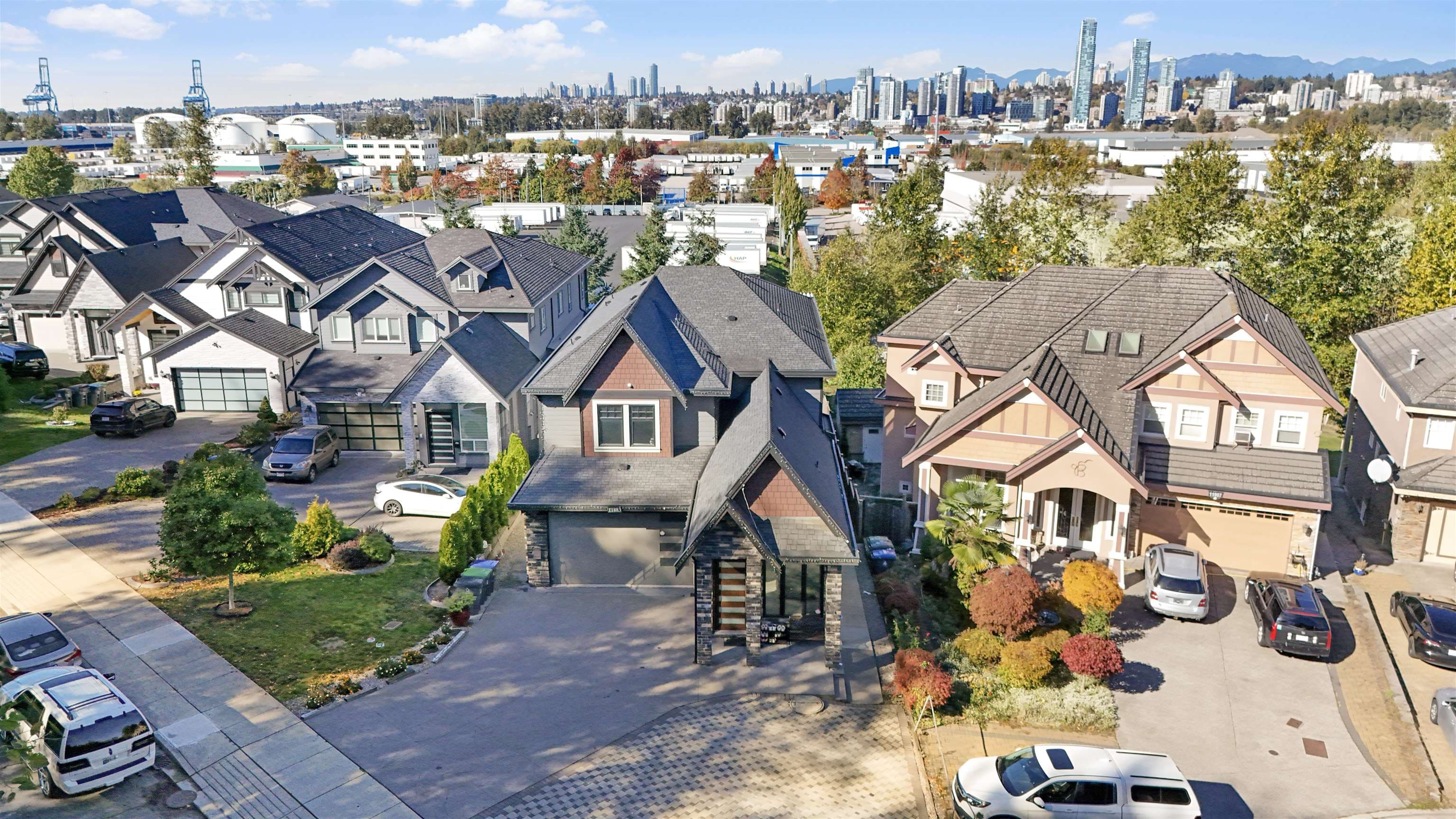 11883 River Road, Surrey