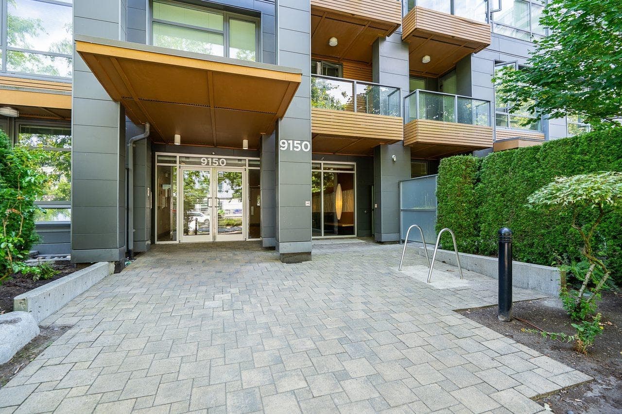 401 - 9150 University High Street, Burnaby