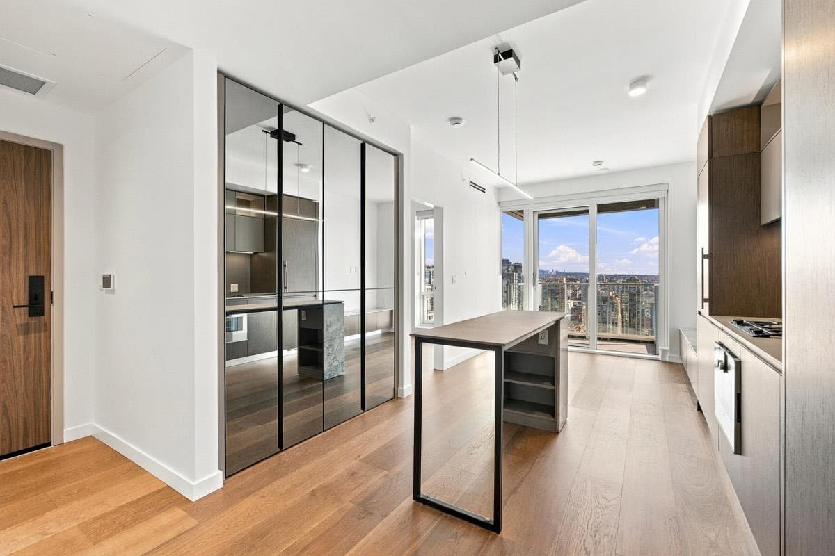 2506 - 1277 Hornby St, Vancouver