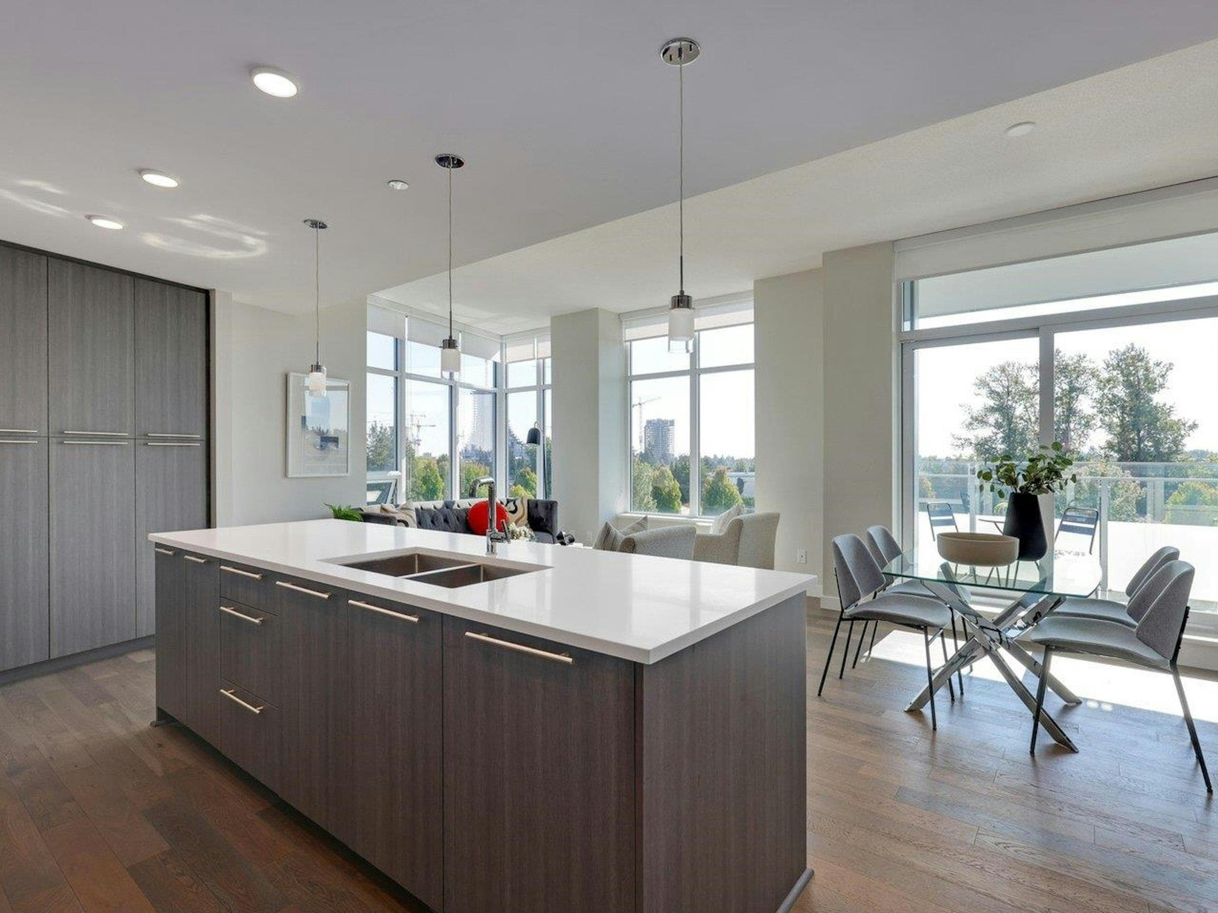 604 - 5033 Cambie Street, Vancouver