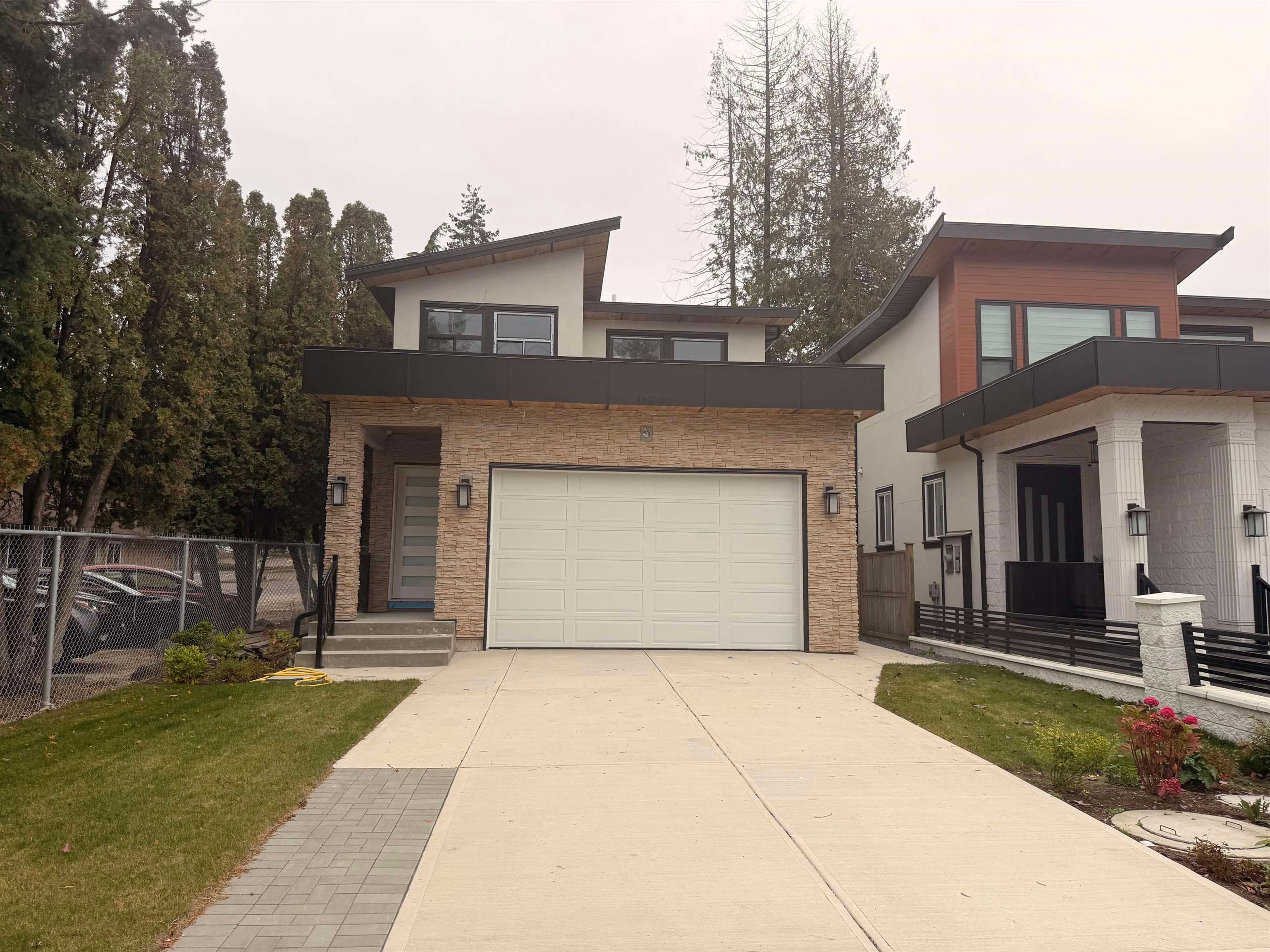 11692 96 Avenue, Delta
