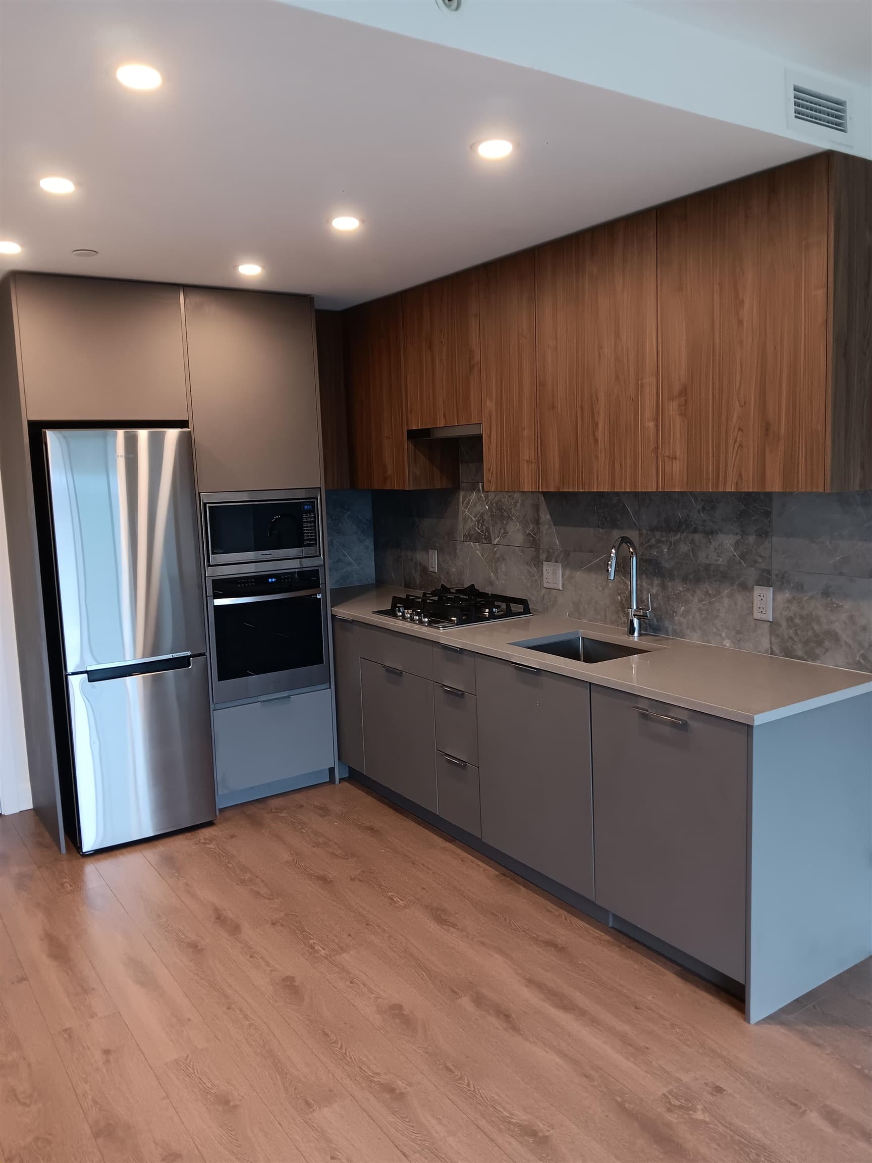 1806 - 13359 Old Yale Road, Surrey