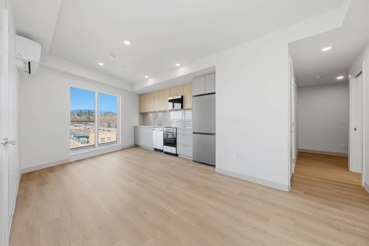 518 - 1529 Oxford, North Vancouver