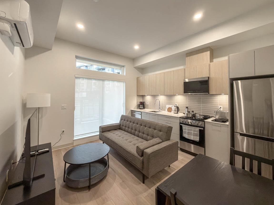 101 - 1529 Oxford, North Vancouver