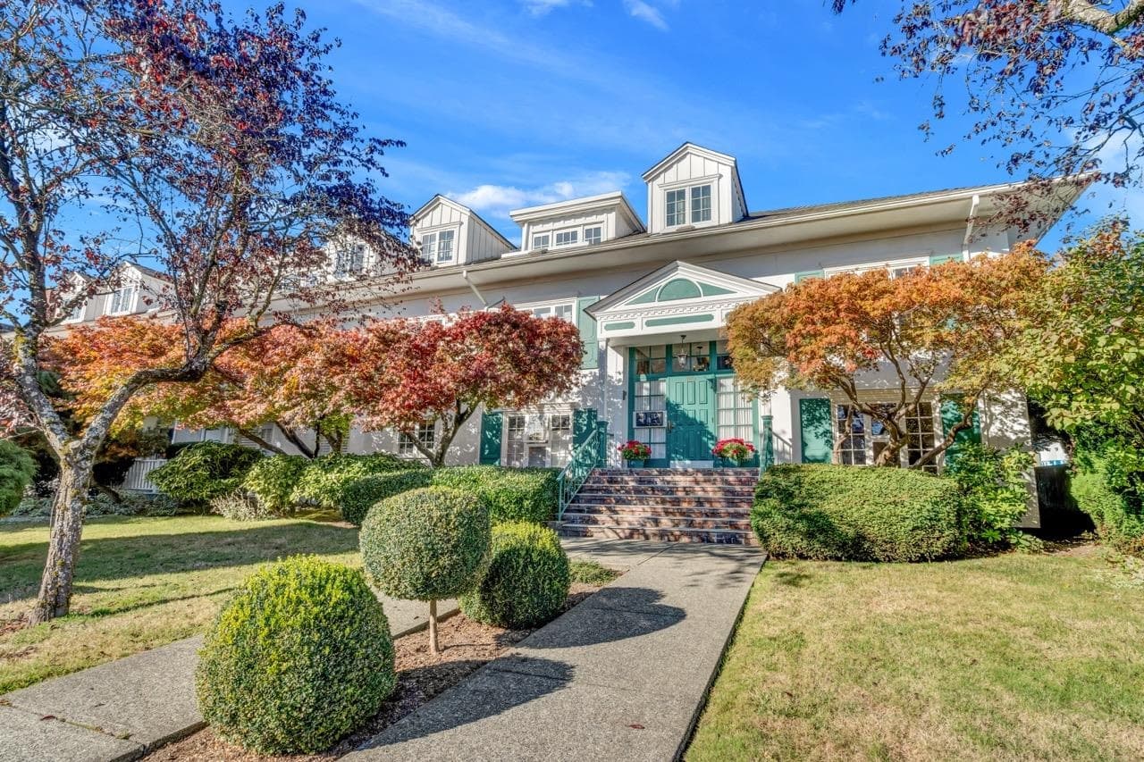 304 - 120 W 17th Street, North Vancouver