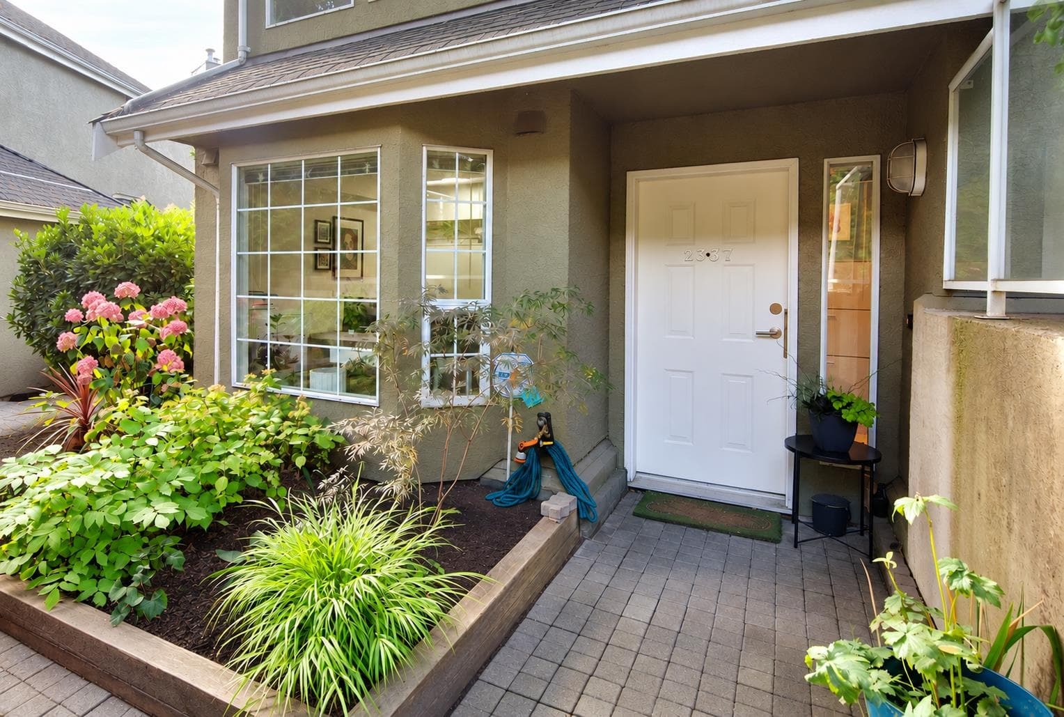 2337 Quayside Court, Vancouver