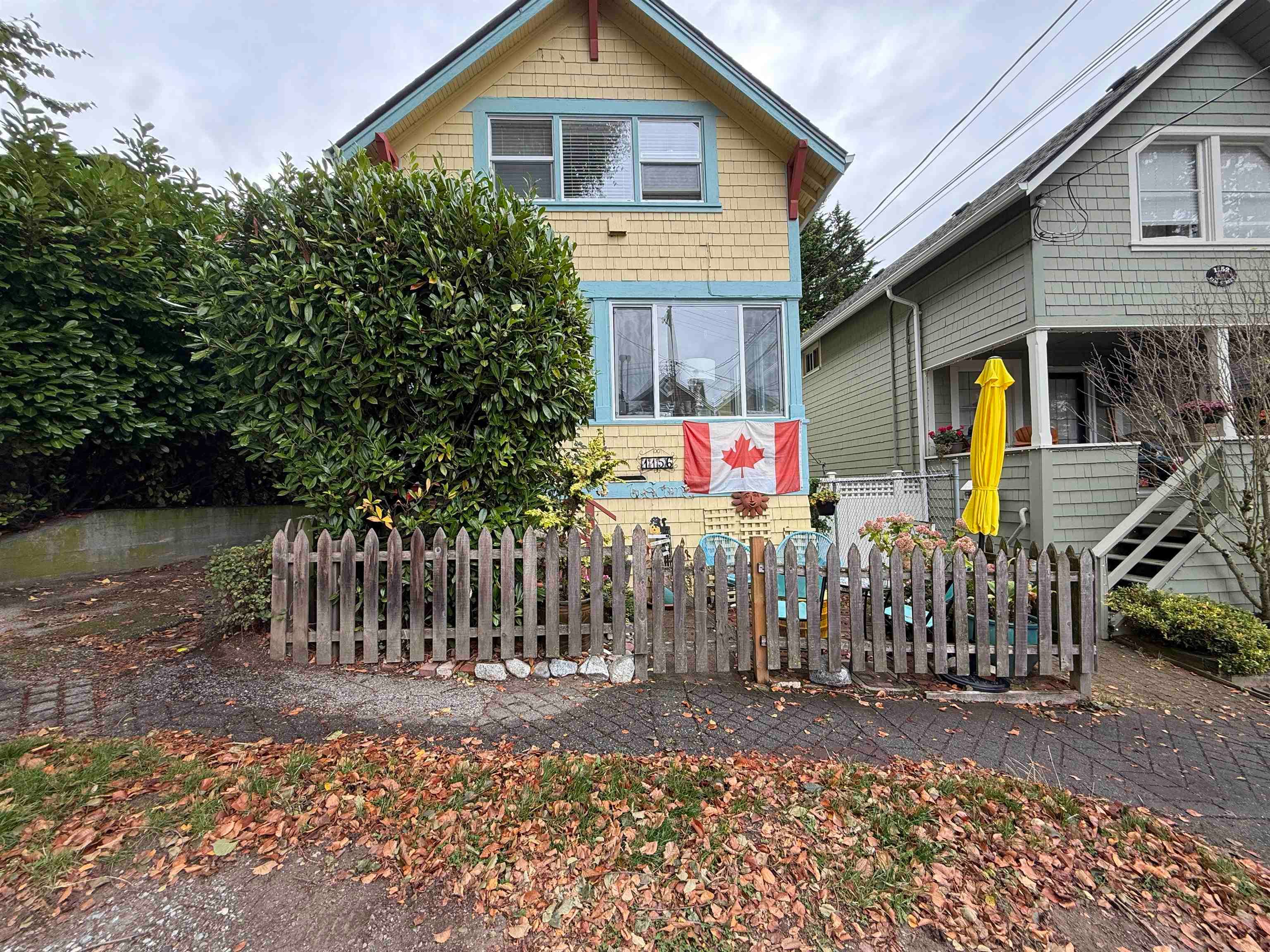 11XX Elm Street, White Rock