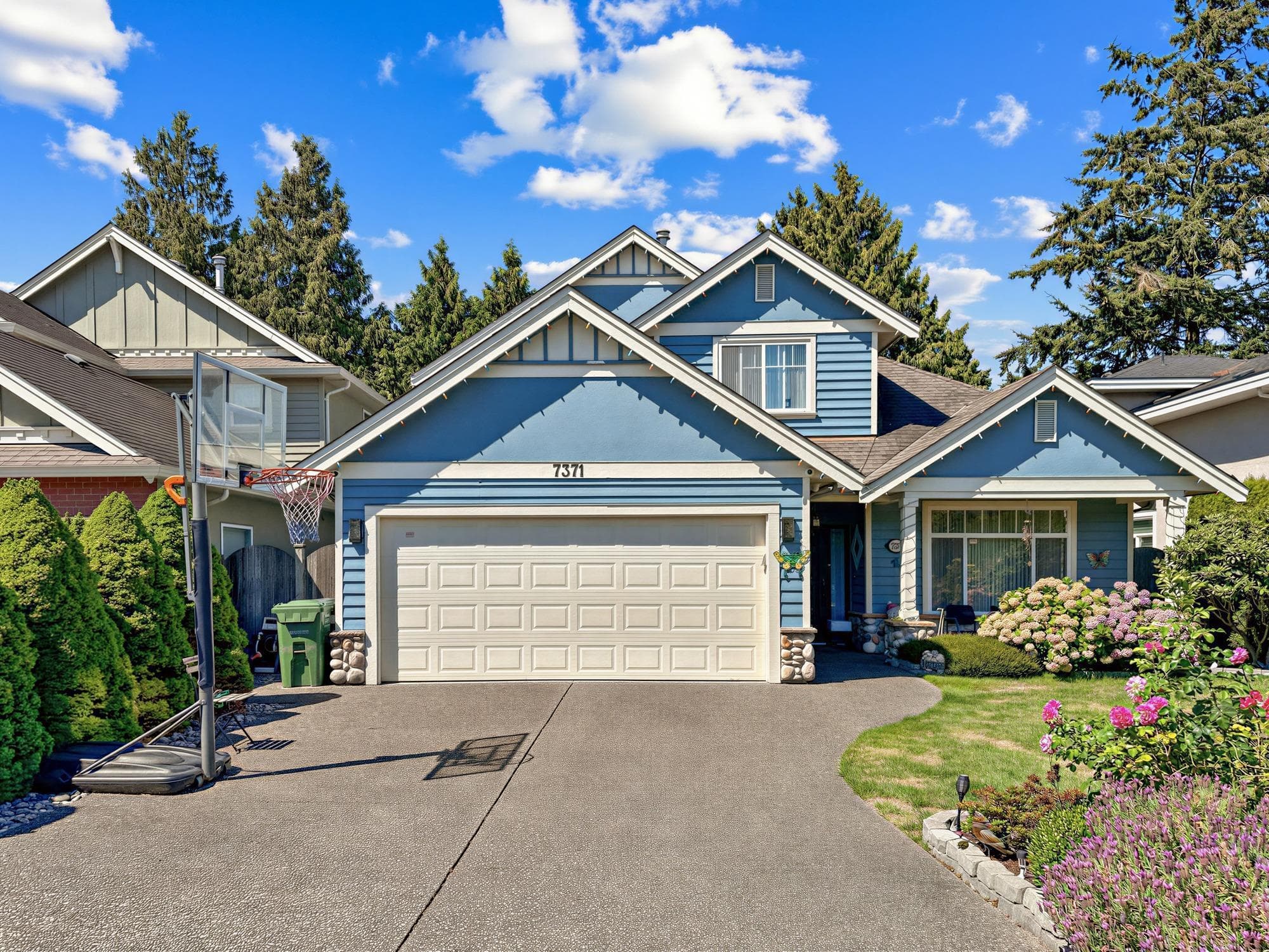 7371 Lindsay Road, Richmond